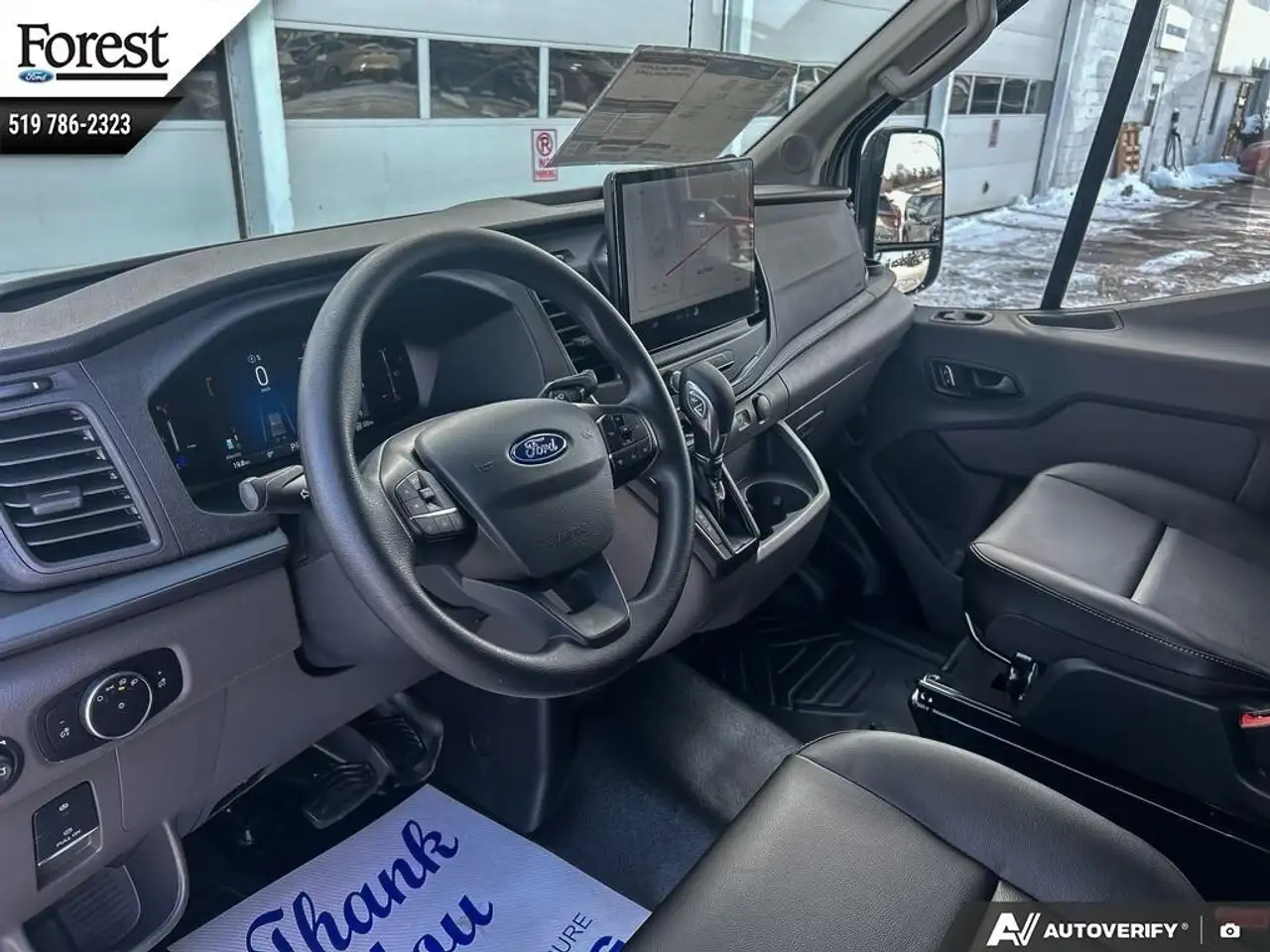 Ford Transit Cargo Van снимка Ford Transit Cargo Van