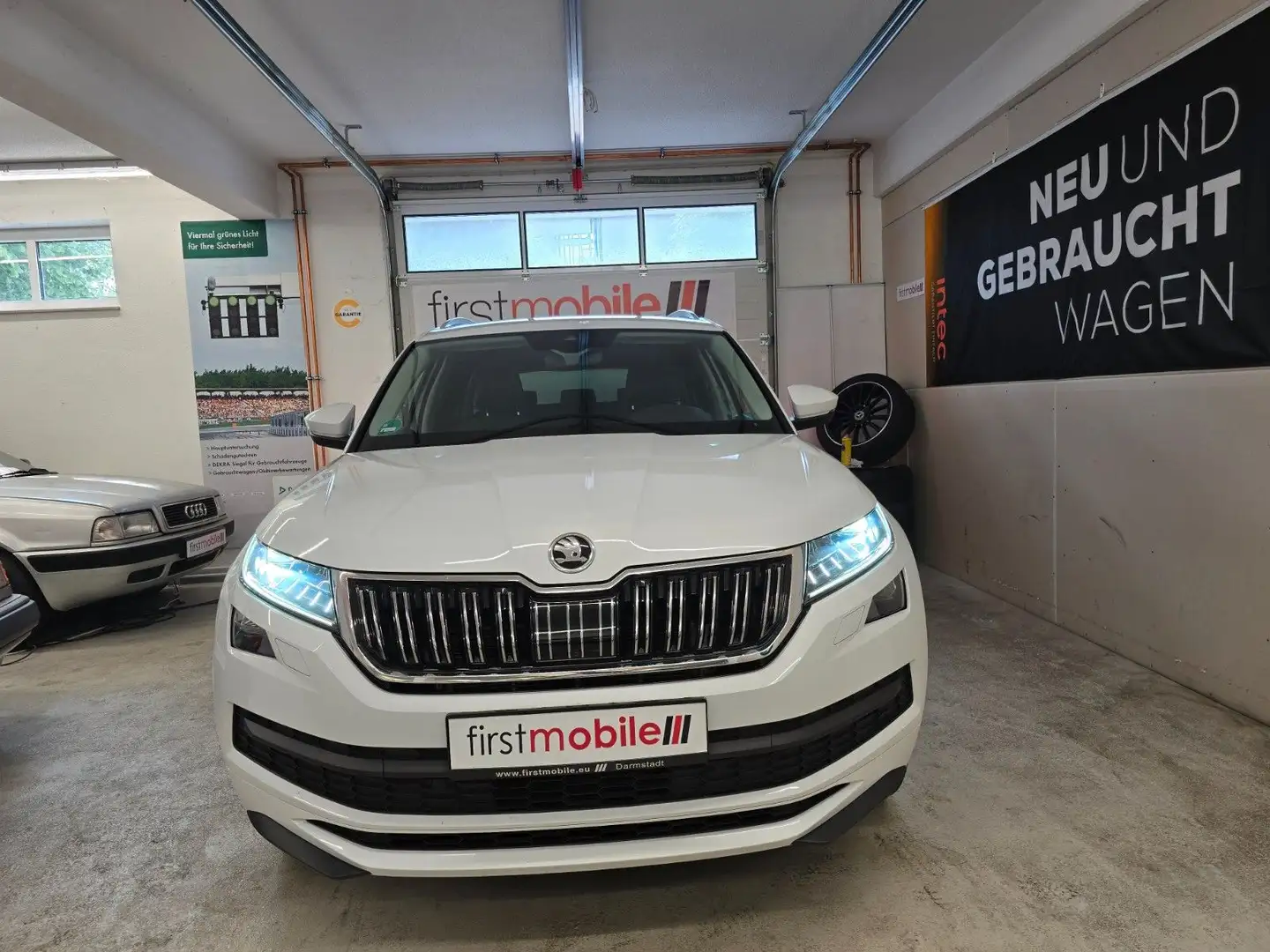 Skoda Kodiaq L&K*DSG*LEDER*NAVI*R.Kamera*Memory* Weiß - 2