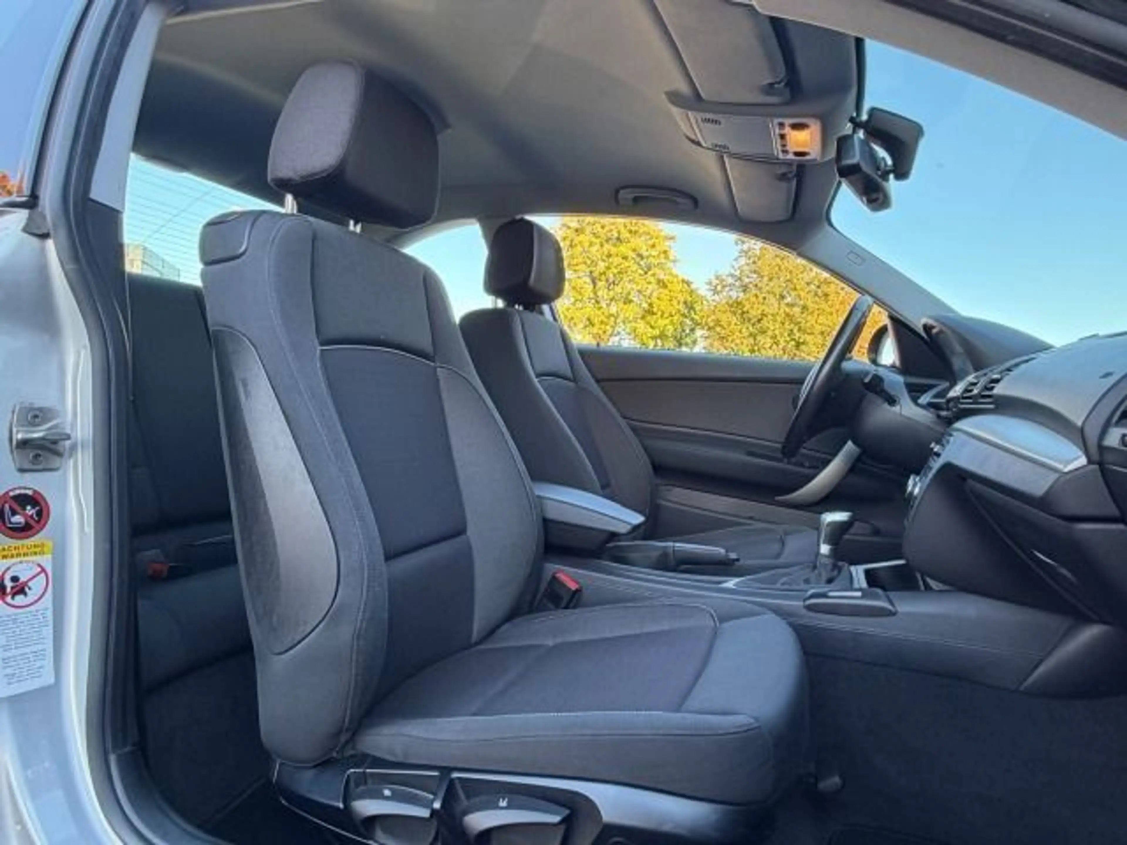 BMW 120 BMW 120D Coupe TÜV NEU 1.HAND PDC VOLL SERV. — photo 11