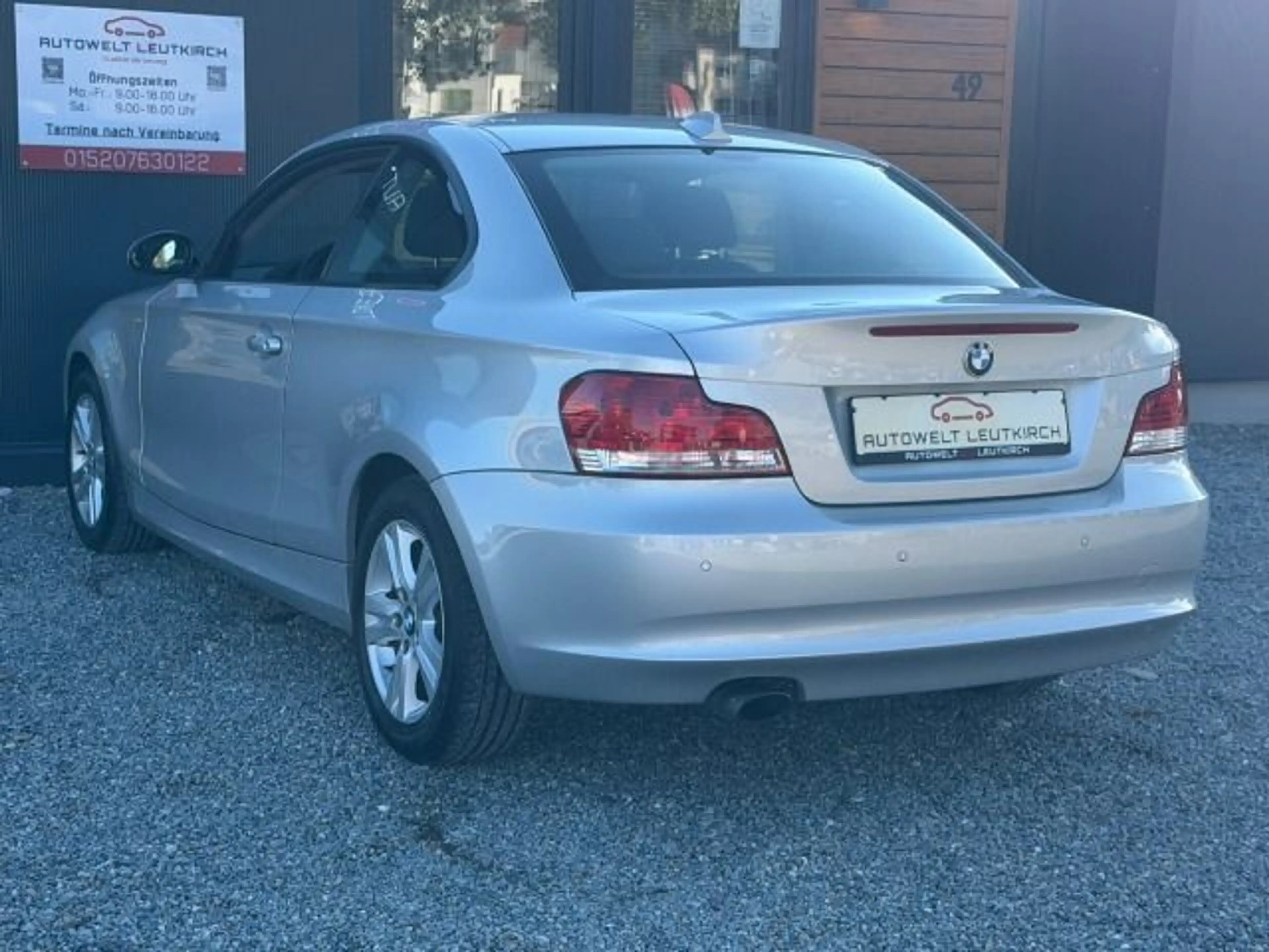 BMW 120 BMW 120D Coupe TÜV NEU 1.HAND PDC VOLL SERV. — photo 8