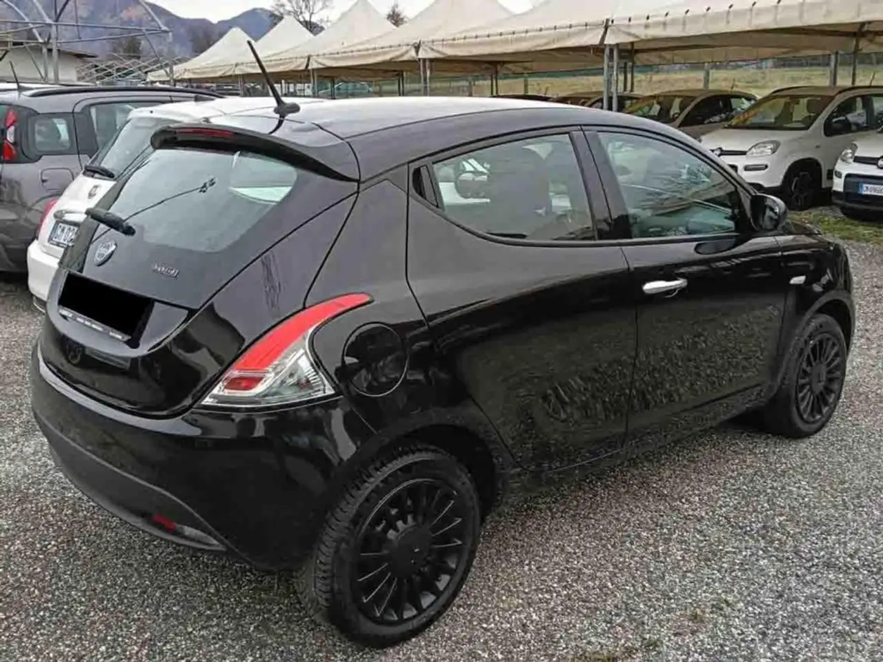 Lancia Ypsilon 1.0 FireFly 5 porte S&S Hybrid Silver 4