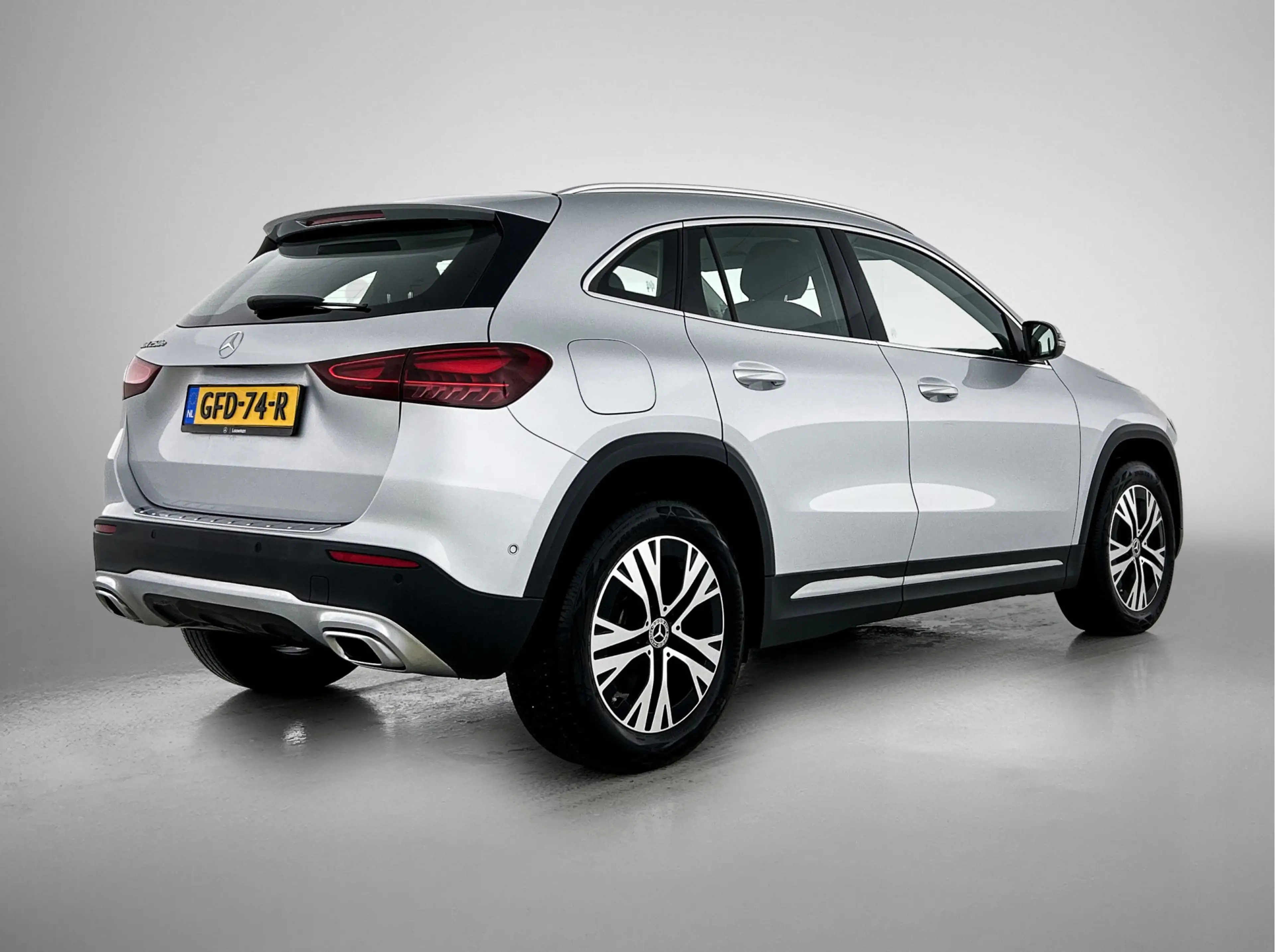 Mercedes-Benz GLA 250 e Business Line | Stoelverwarming | Elektrische Ac — photo 2