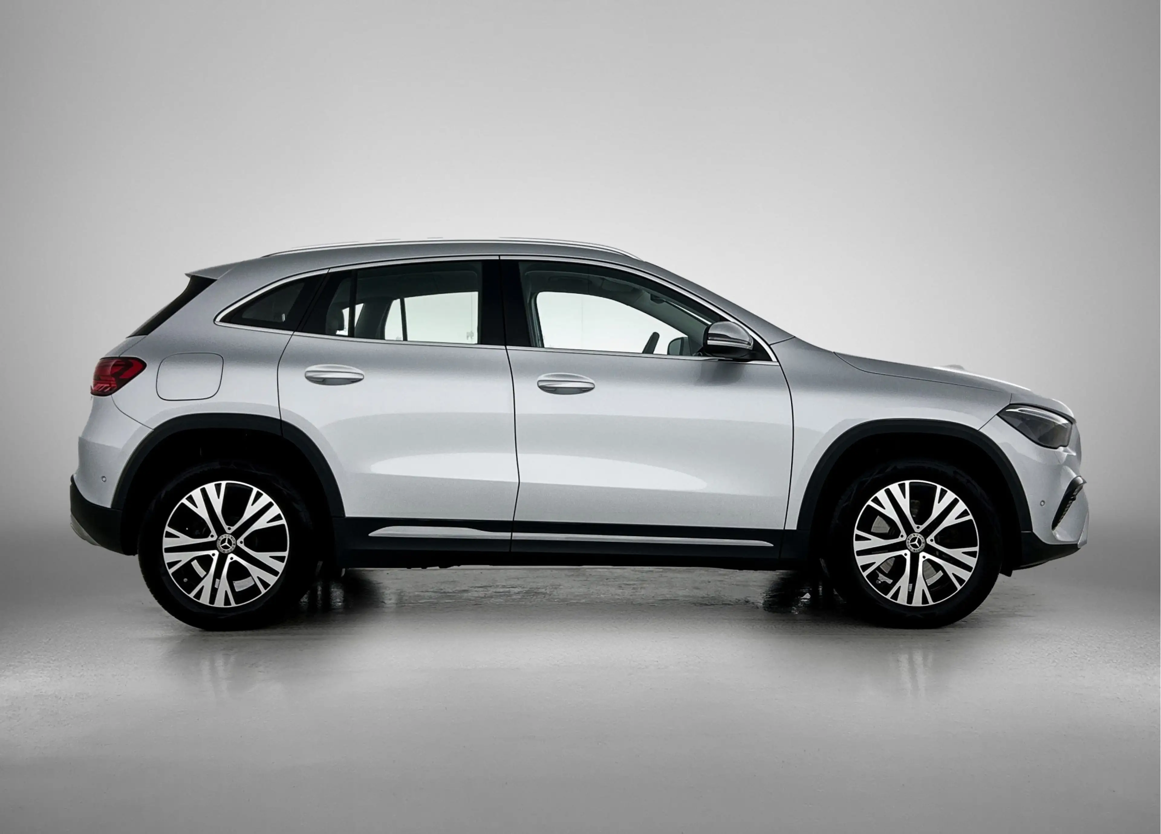 Mercedes-Benz GLA 250 e Business Line | Stoelverwarming | Elektrische Ac — photo 11
