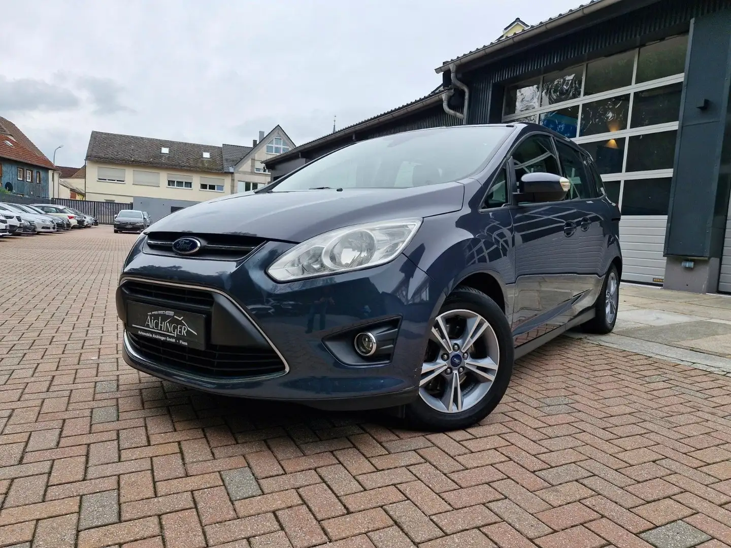 Ford Grand C-Max Grand C-MAX Sync Edition 6 Sitze. Blau - 1