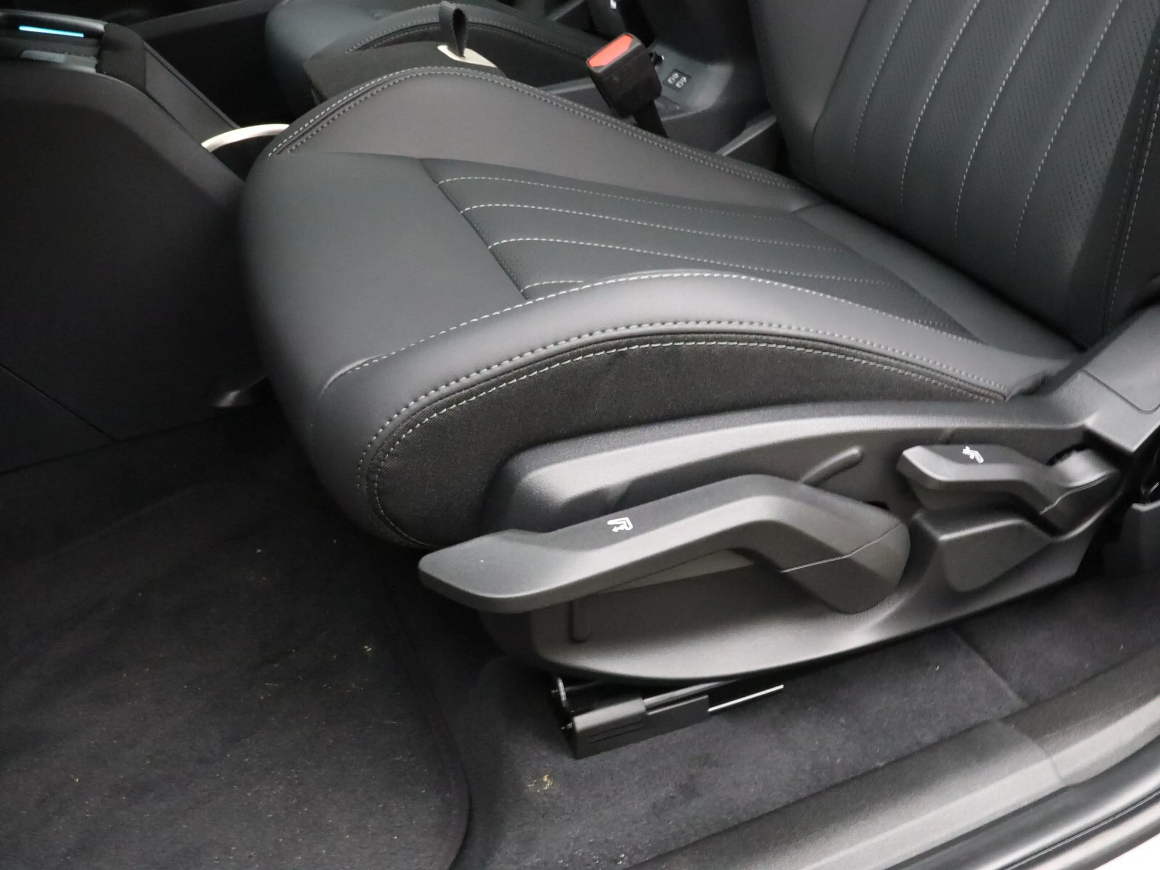 MINI Countryman E John Cooper Works Pakket L — photo 15
