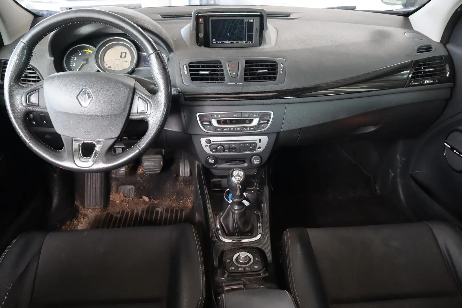 Renault Megane Estate 1.5 dCi Bose Navigatie, Camera, Panoramadak Grijs - 2