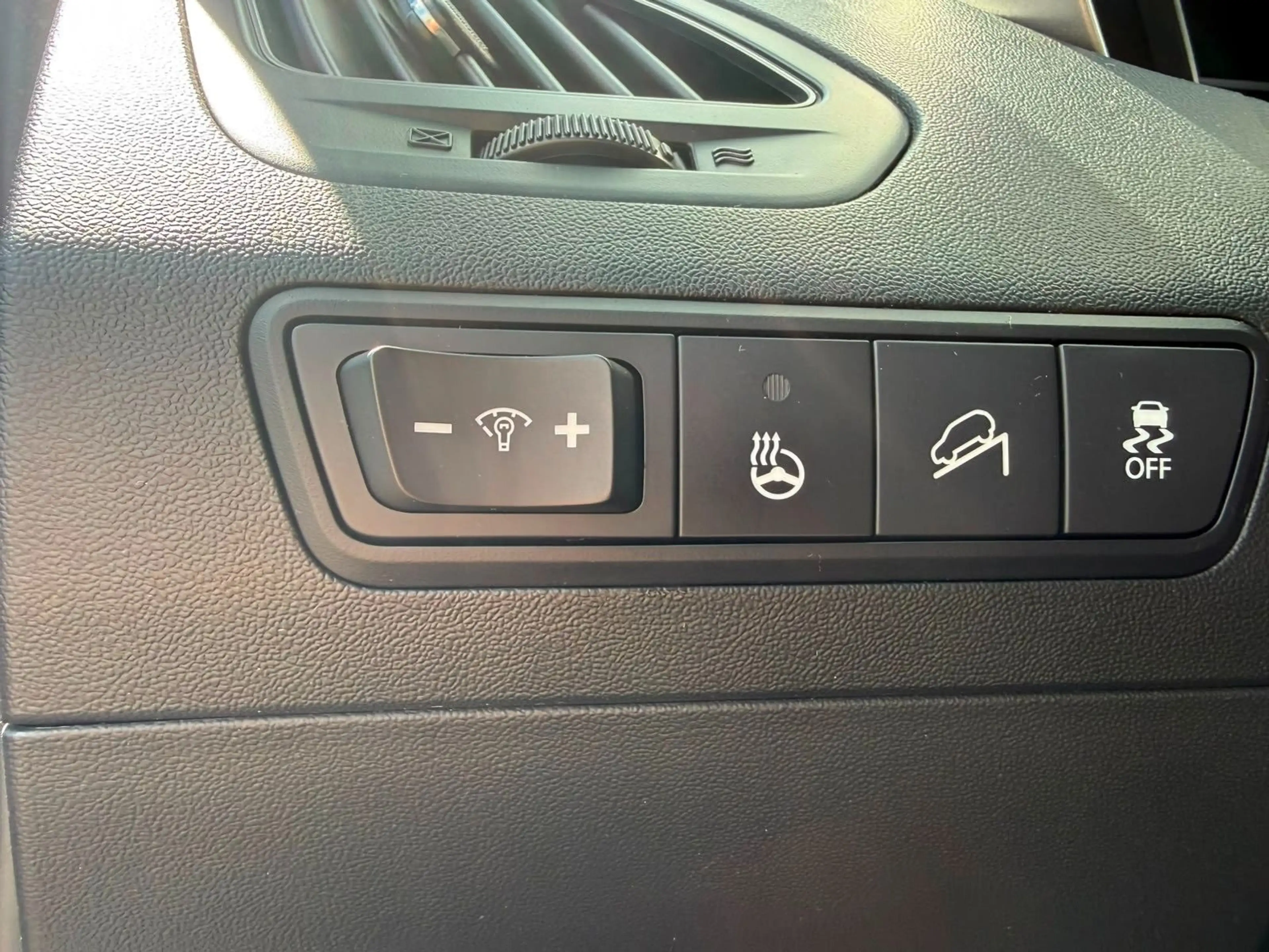 Hyundai iX35 Style/GO AWD AUTOMATIK*XENON*NAV*SHZ*CAM — photo 14