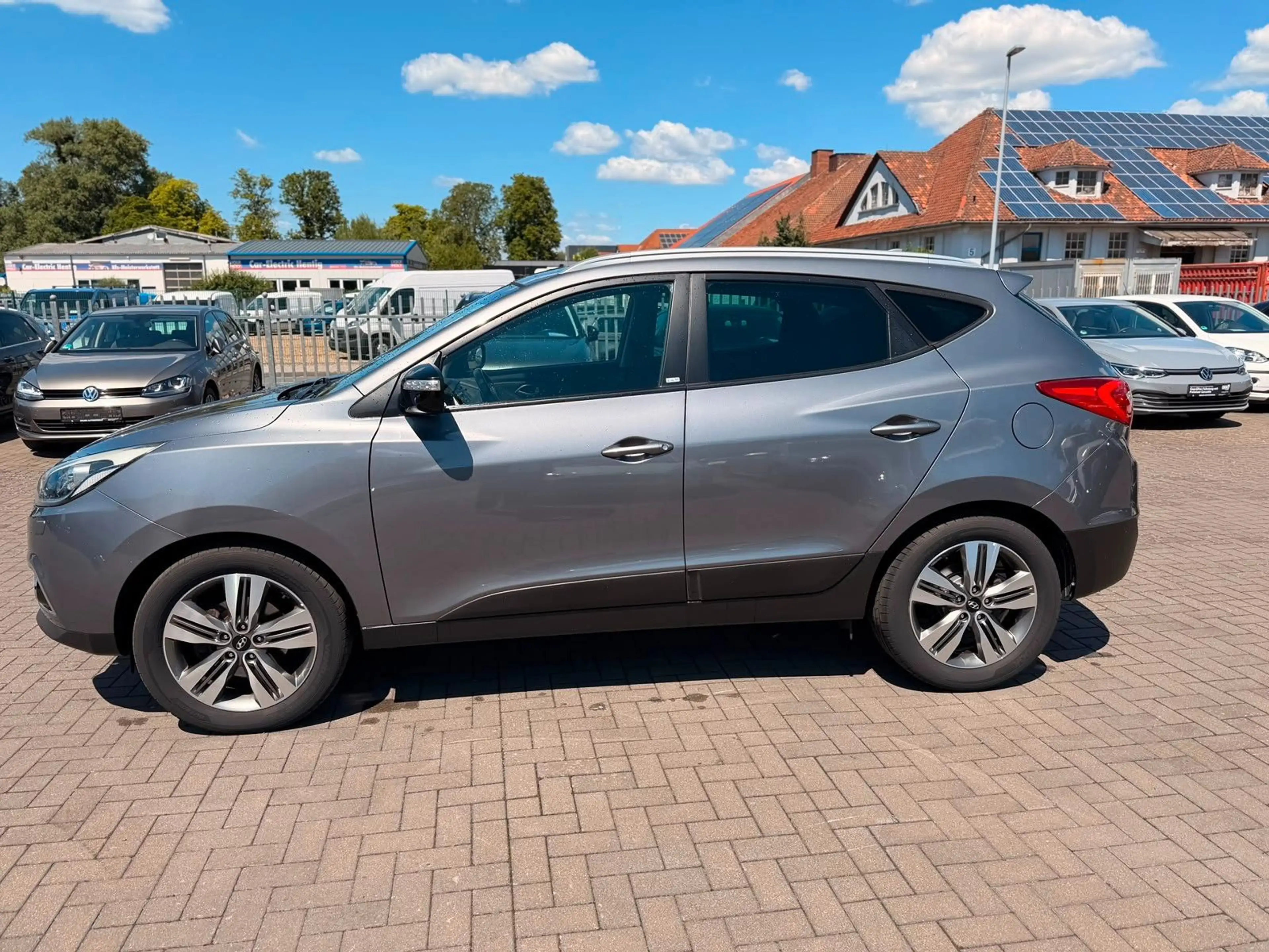 Hyundai iX35 Style/GO AWD AUTOMATIK*XENON*NAV*SHZ*CAM — photo 8