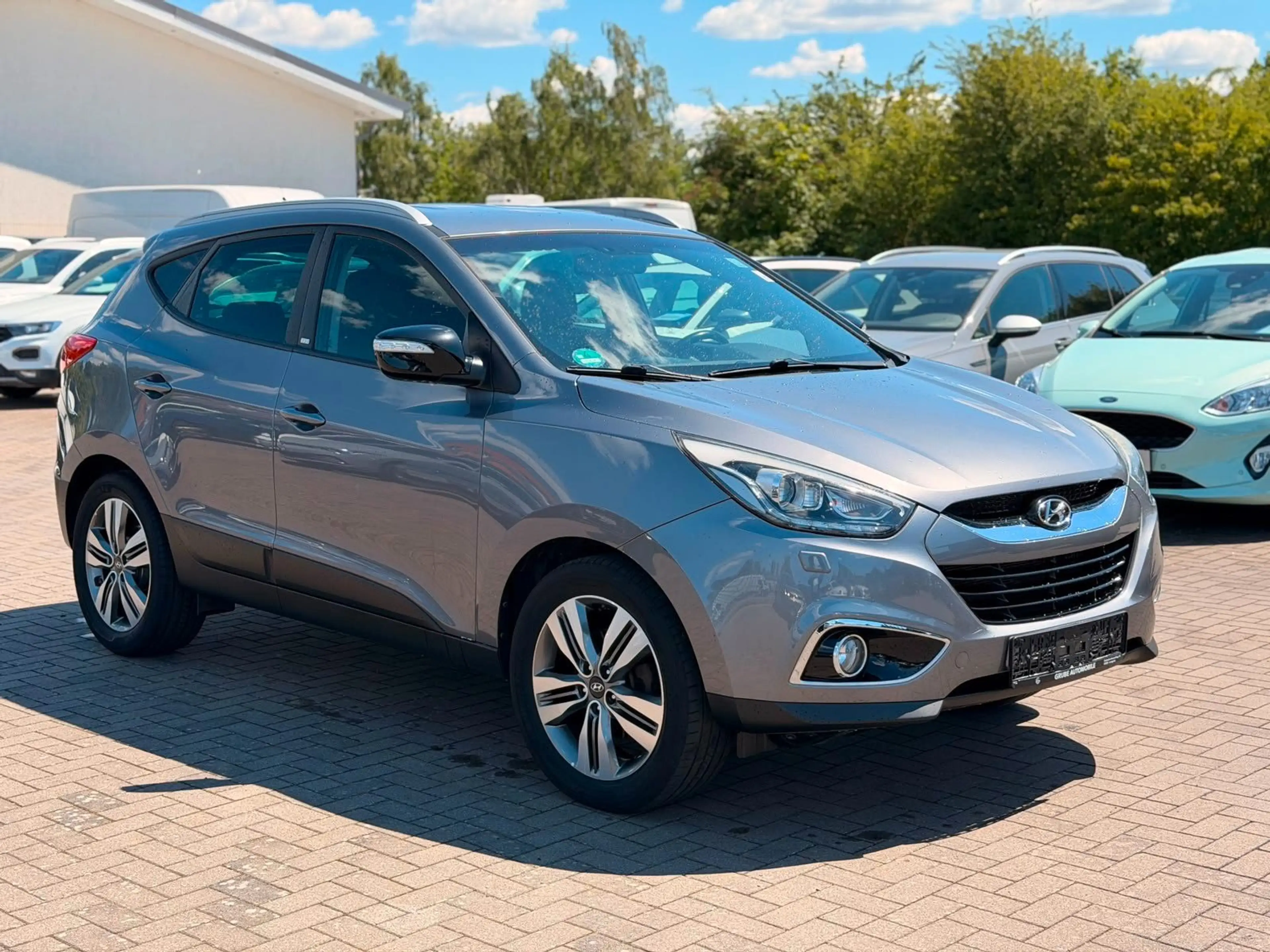 Hyundai iX35 Style/GO AWD AUTOMATIK*XENON*NAV*SHZ*CAM — photo 3