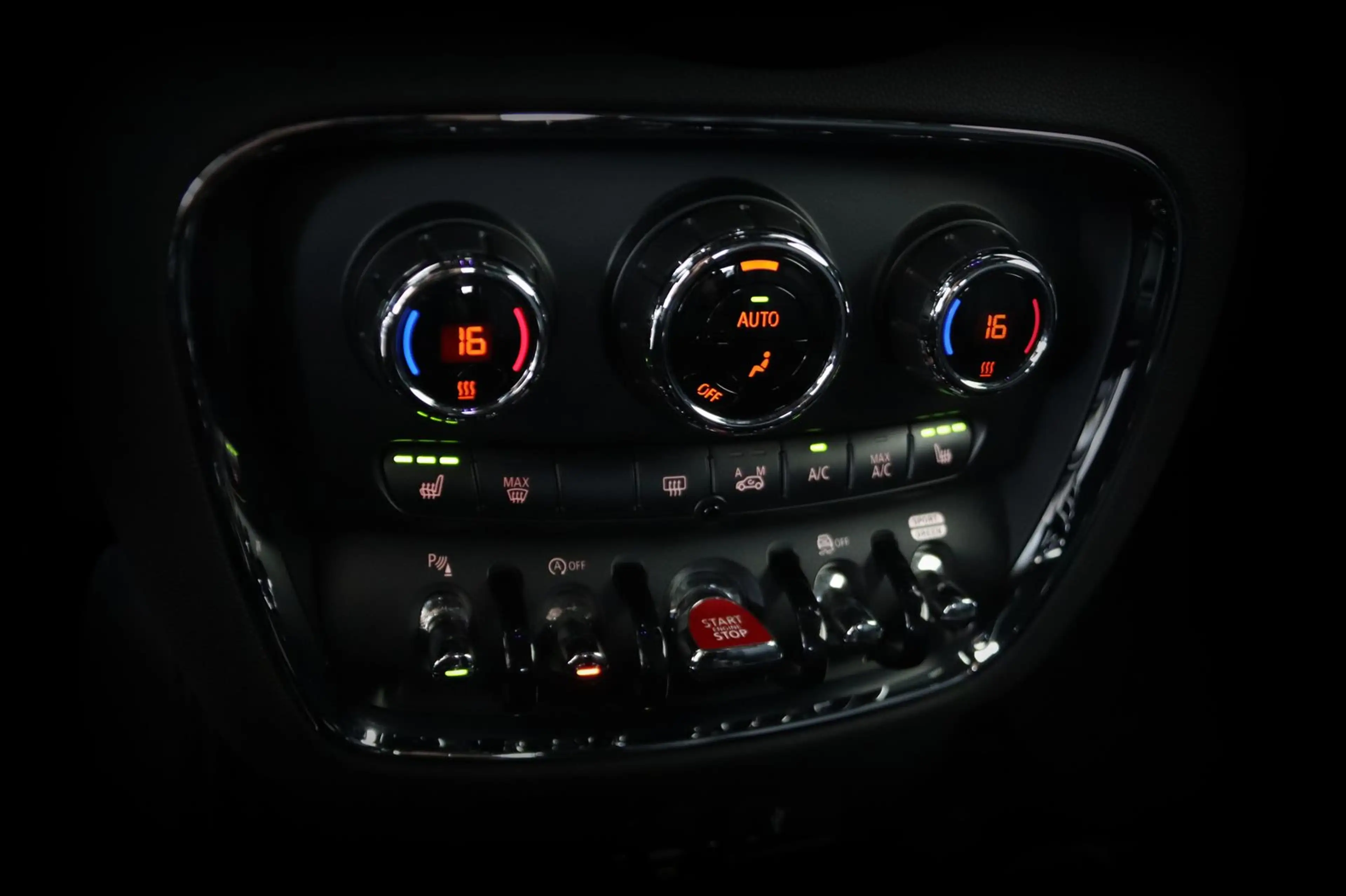 MINI Cooper S Clubman *1.HAND*NAVI*KAMERA*LEDER*TEMP* — photo 13