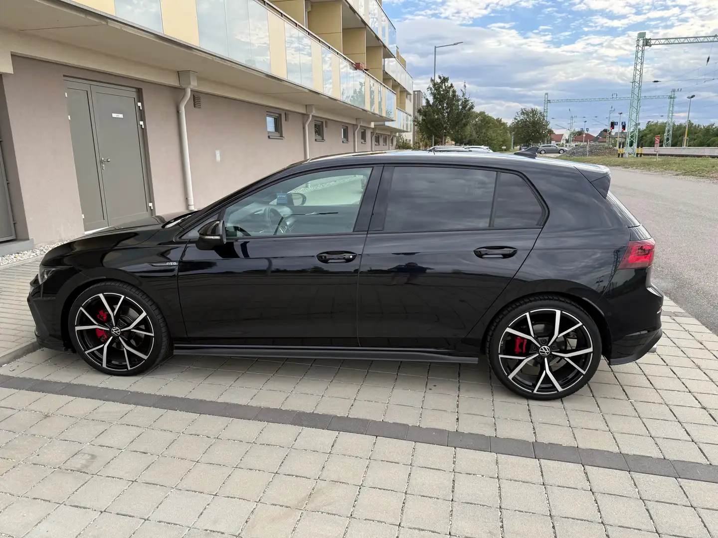 Volkswagen Golf GTD Golf 2,0 TDI GTD DSG Schwarz - 1