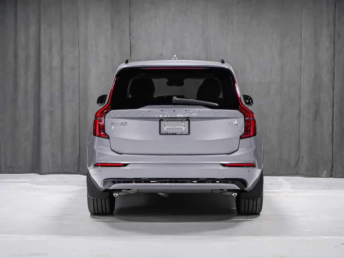 2026 Volvo XC90 Ultra 7-Seater (Dark Theme) alt 5