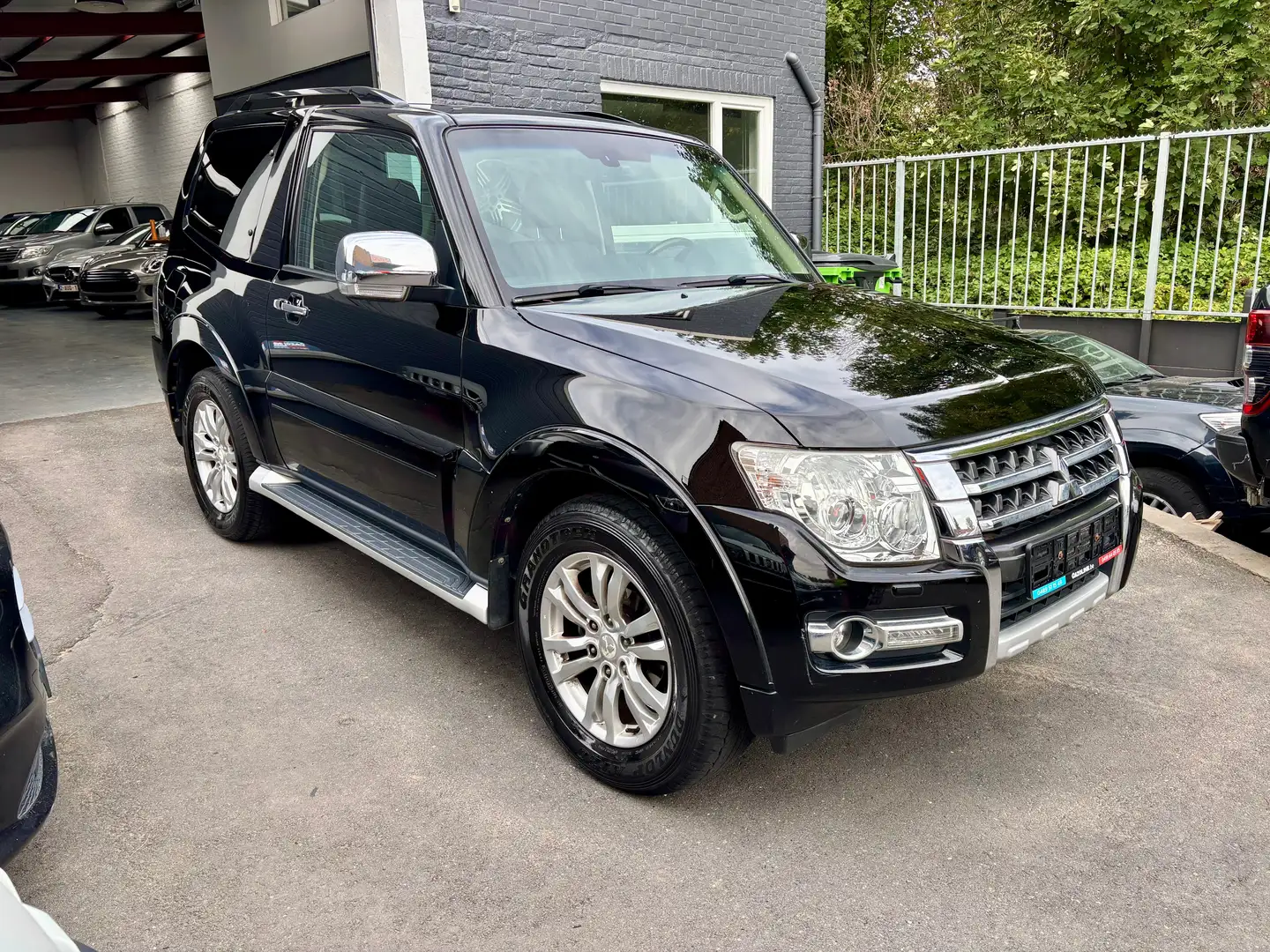 Mitsubishi Pajero 3.2 DI BVA Car-pass / full option / CTTE/ 5pl Negro - 2