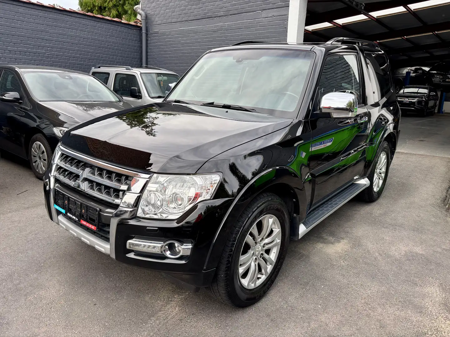 Mitsubishi Pajero 3.2 DI BVA Car-pass / full option / CTTE/ 5pl Negro - 1
