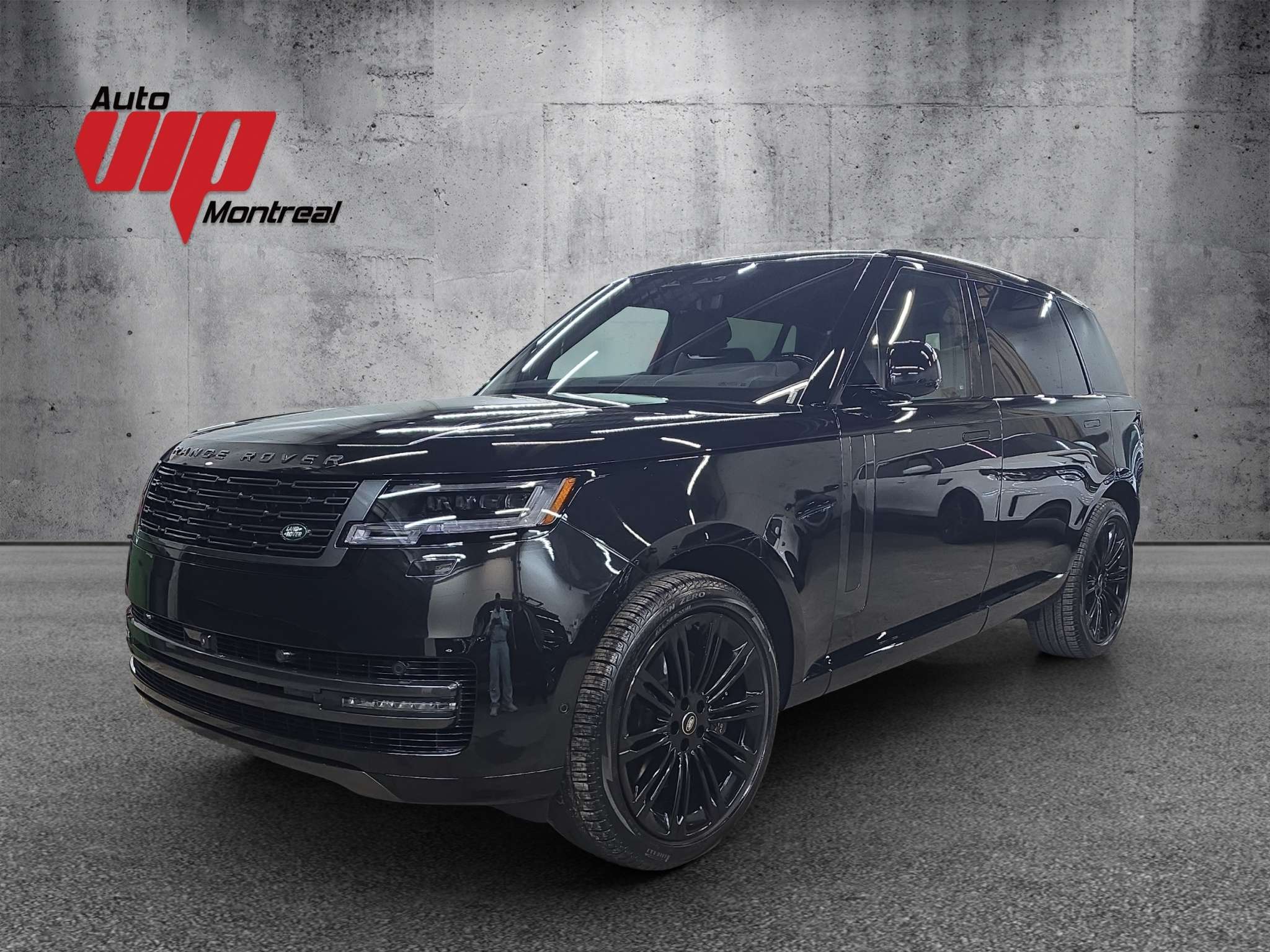 2023 Land Rover Range Rover P530 SE LWB 7 pass
