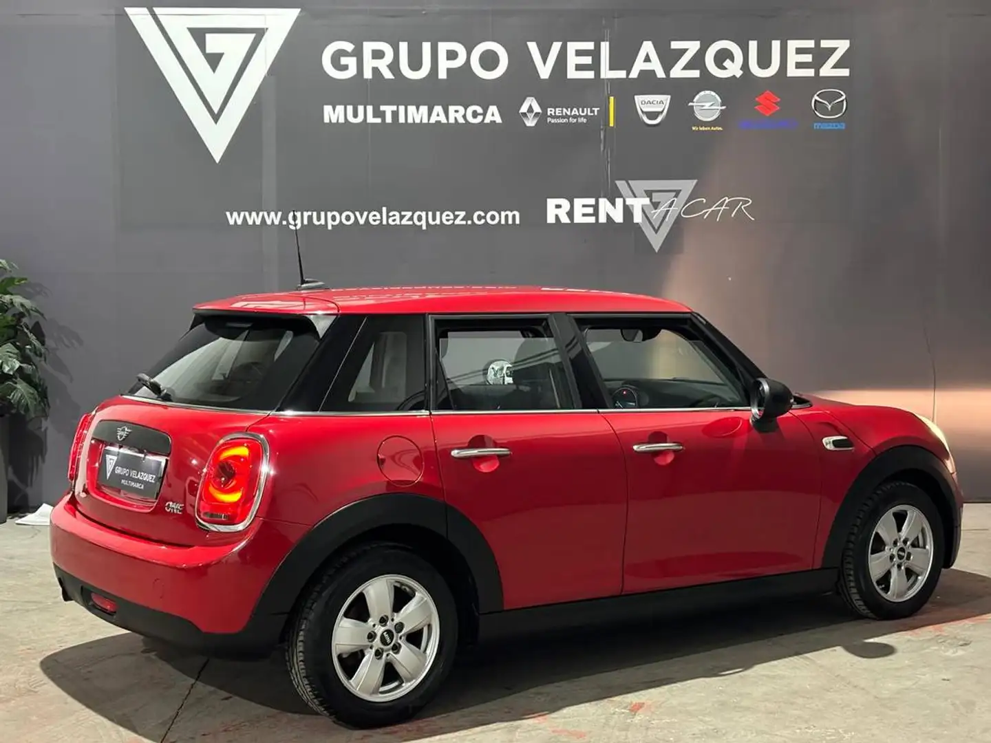 MINI One Aut. Rojo - 1