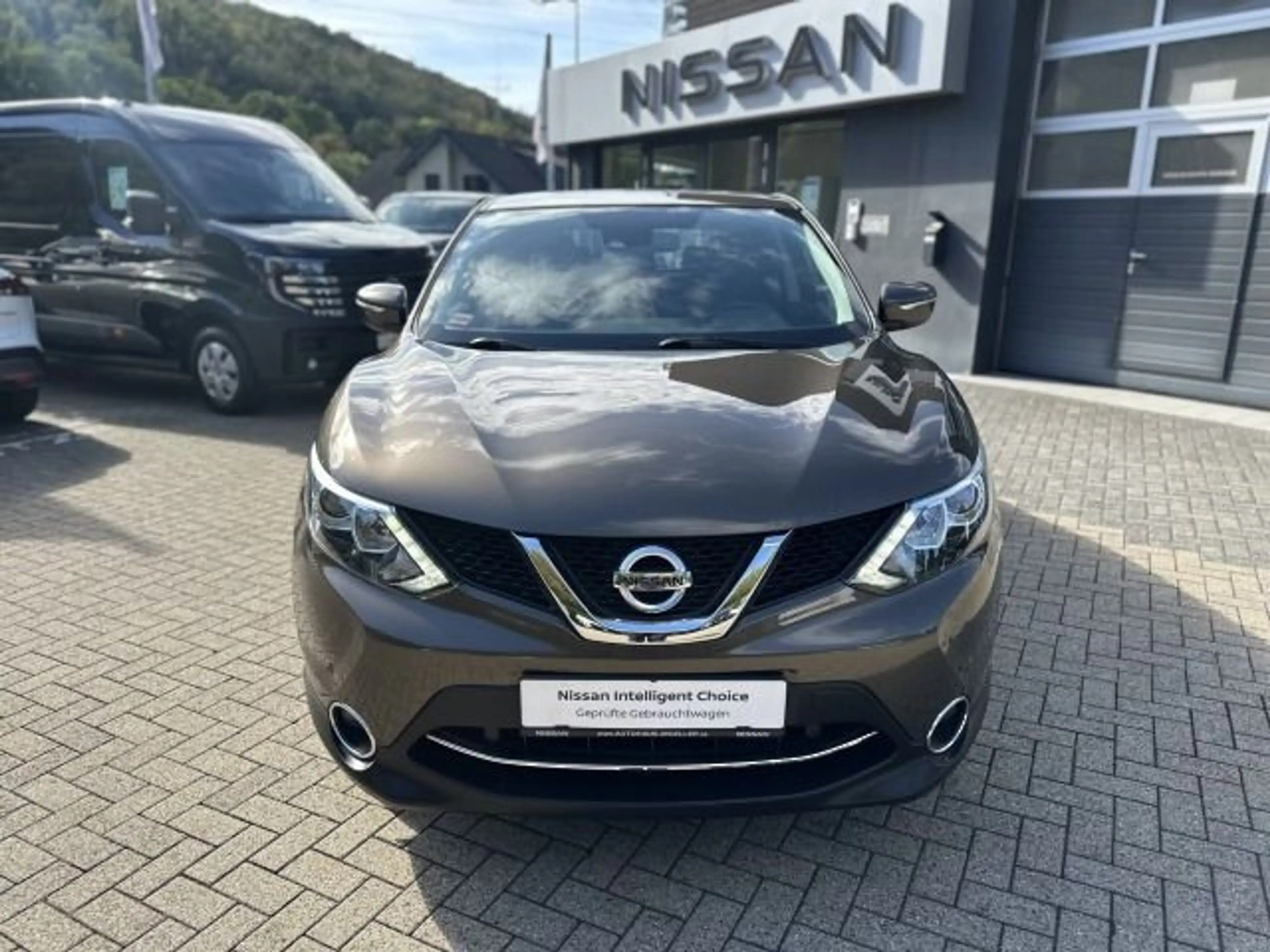 Nissan Qashqai 1.2 DIG-T Acenta Navi Kamera SH 19" 1.H — photo 4