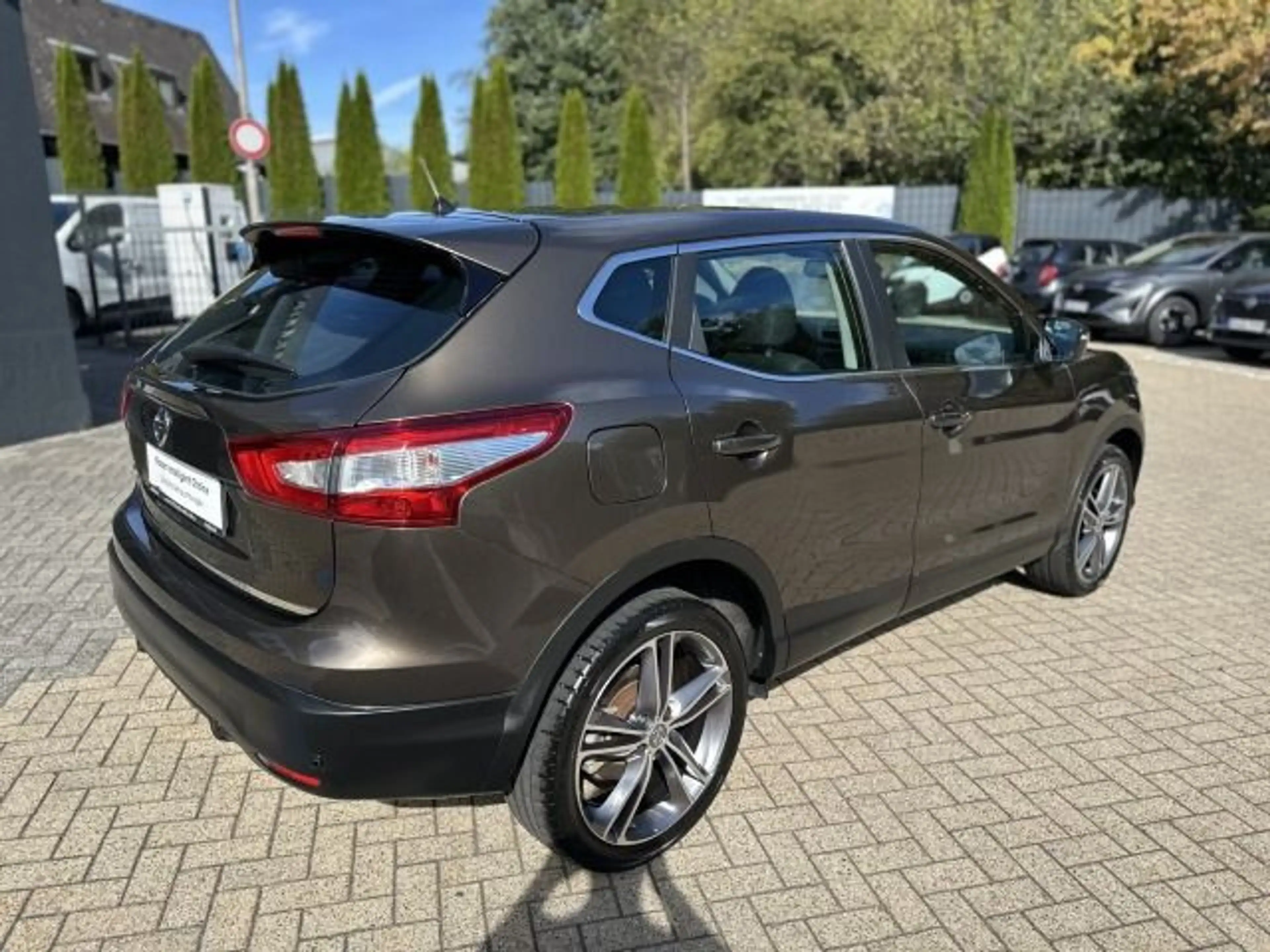 Nissan Qashqai 1.2 DIG-T Acenta Navi Kamera SH 19" 1.H — photo 9