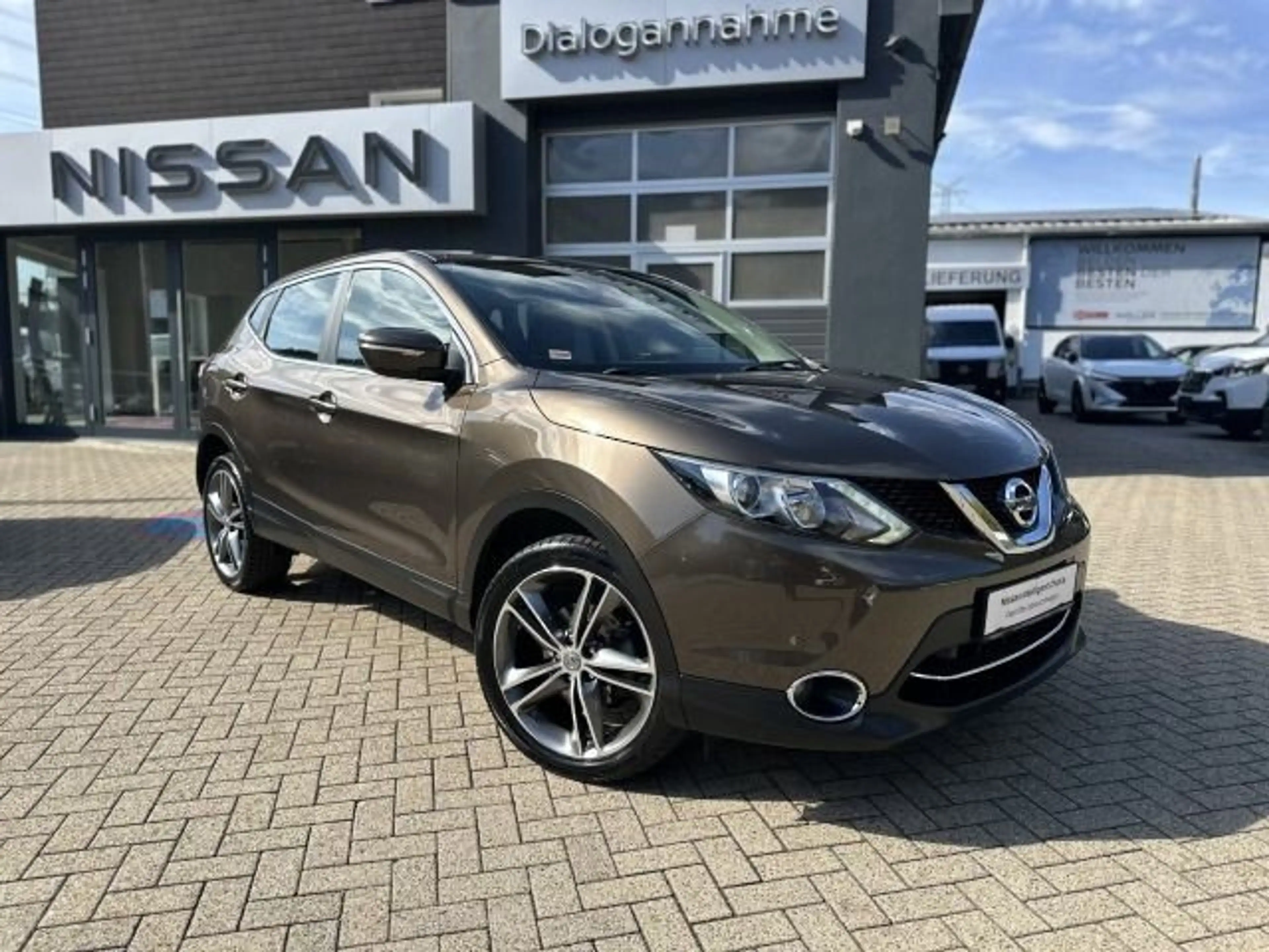 Nissan Qashqai 1.2 DIG-T Acenta Navi Kamera SH 19" 1.H — photo 2