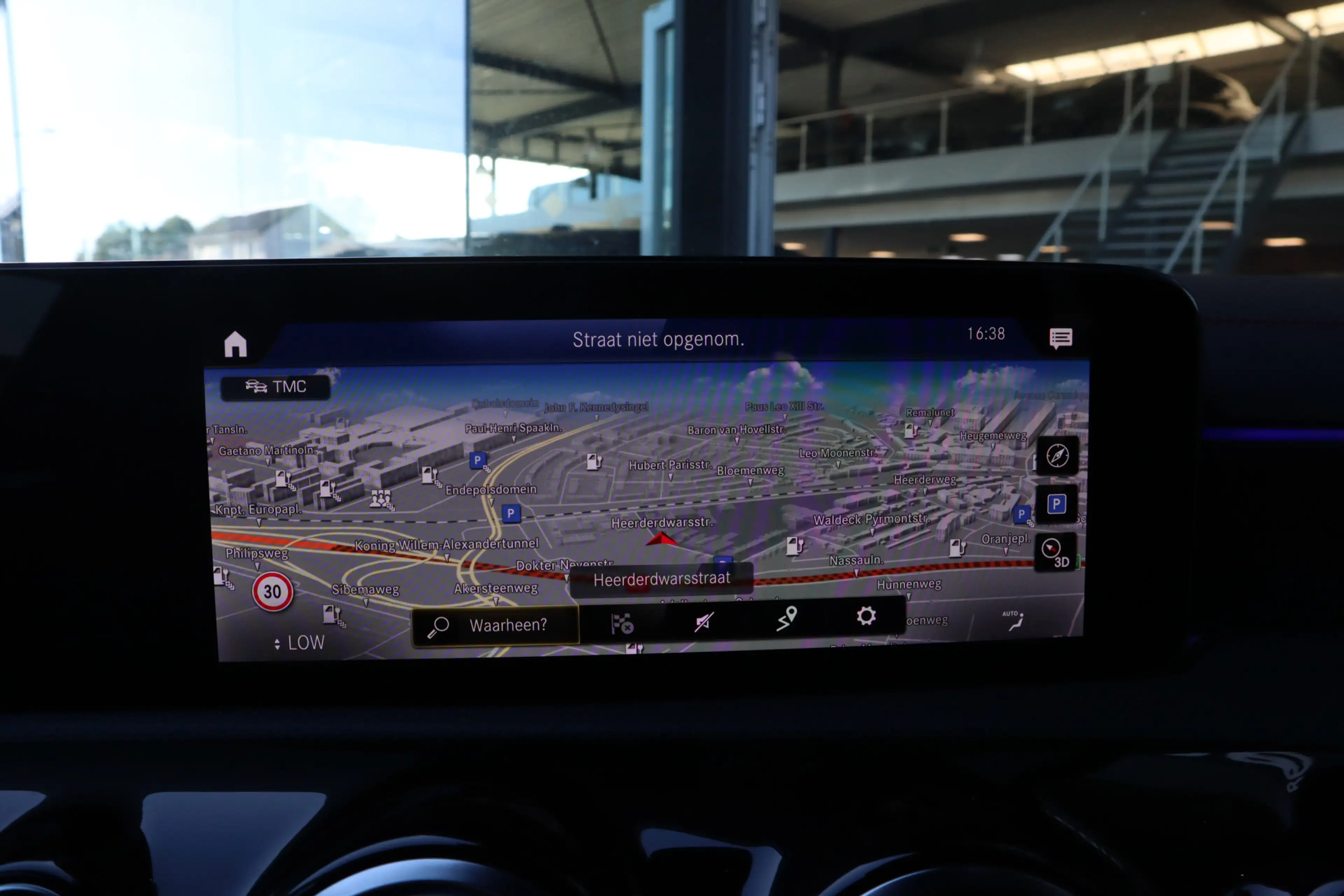 Mercedes-Benz CLA 250 Shooting Brake e AMG Night | Ambient | Multibeam | — photo 8