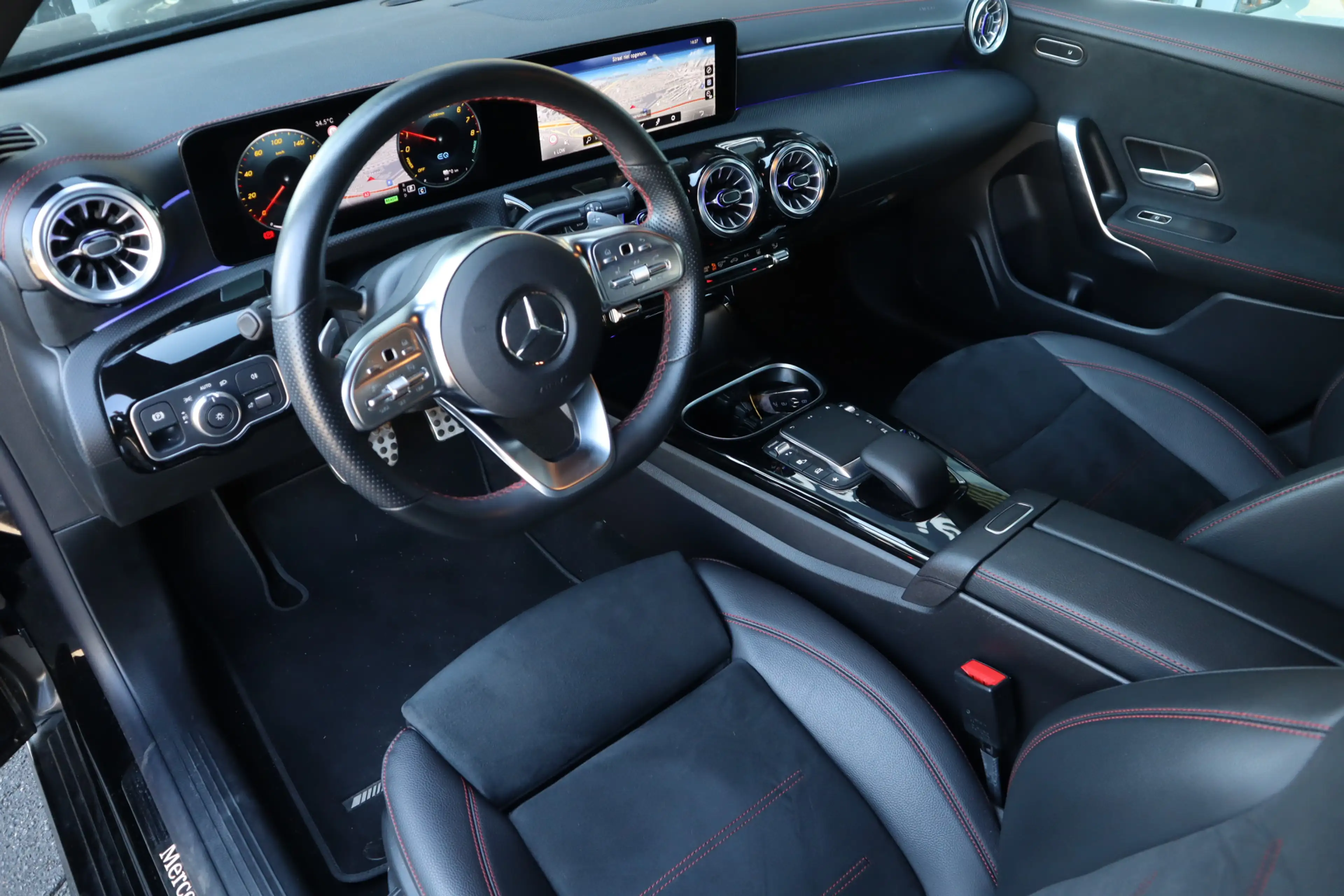 Mercedes-Benz CLA 250 Shooting Brake e AMG Night | Ambient | Multibeam | — photo 7