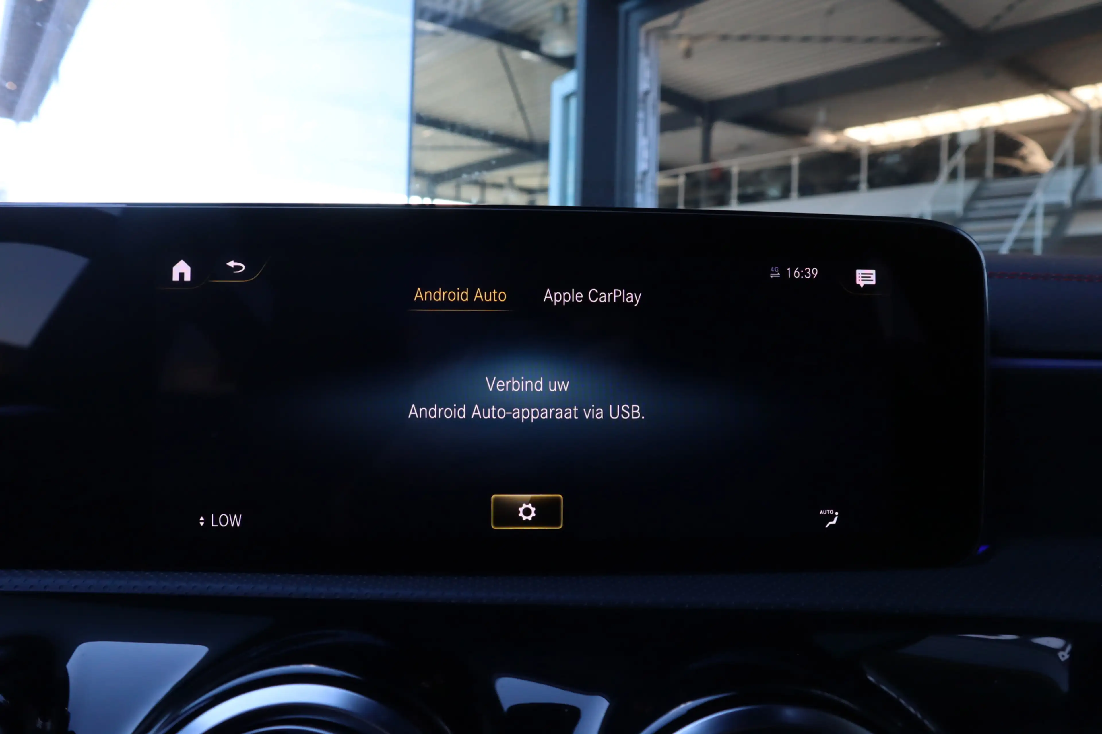 Mercedes-Benz CLA 250 Shooting Brake e AMG Night | Ambient | Multibeam | — photo 18