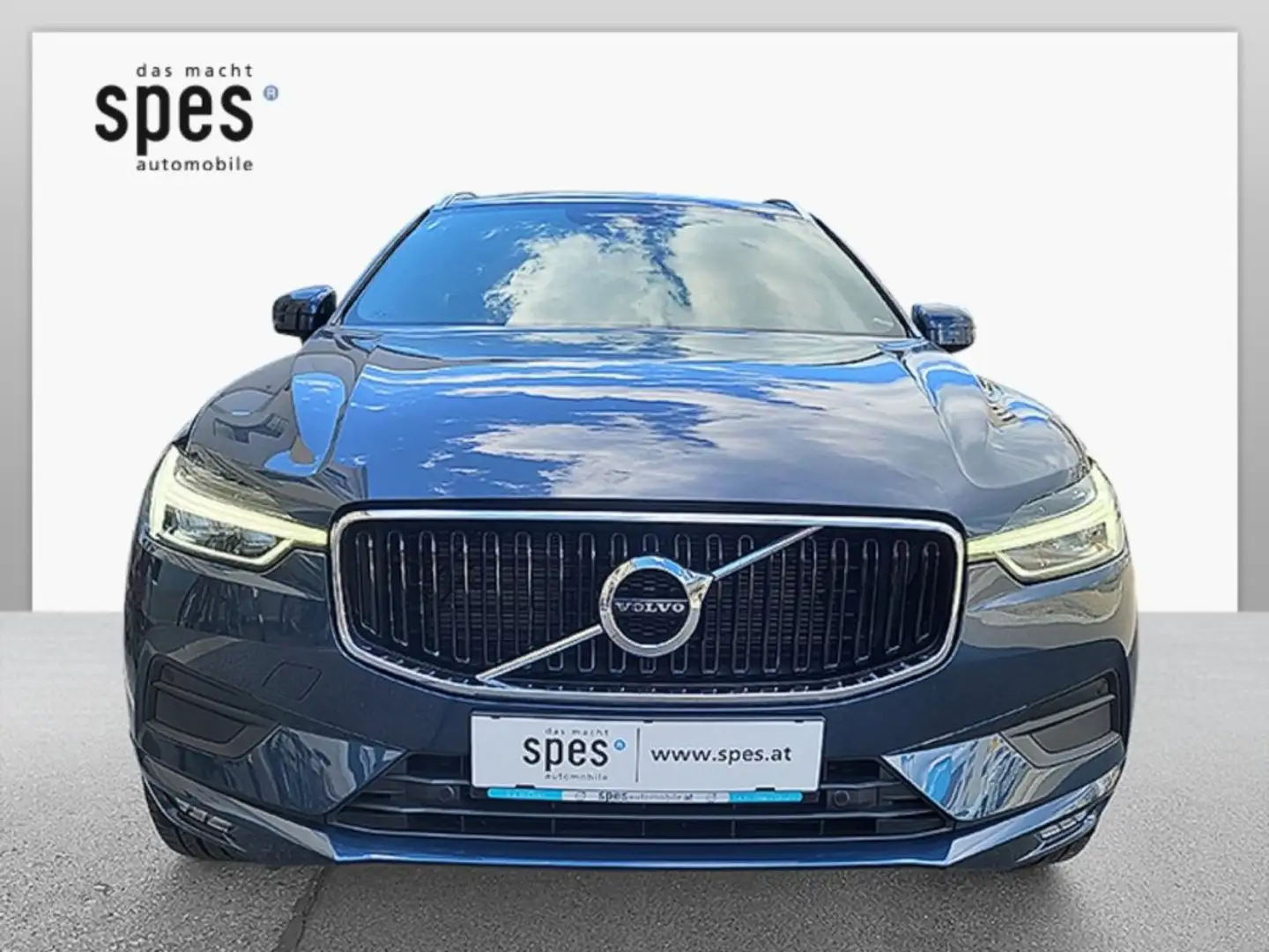 Volvo XC60 B5 AWD Momentum Blau - 2