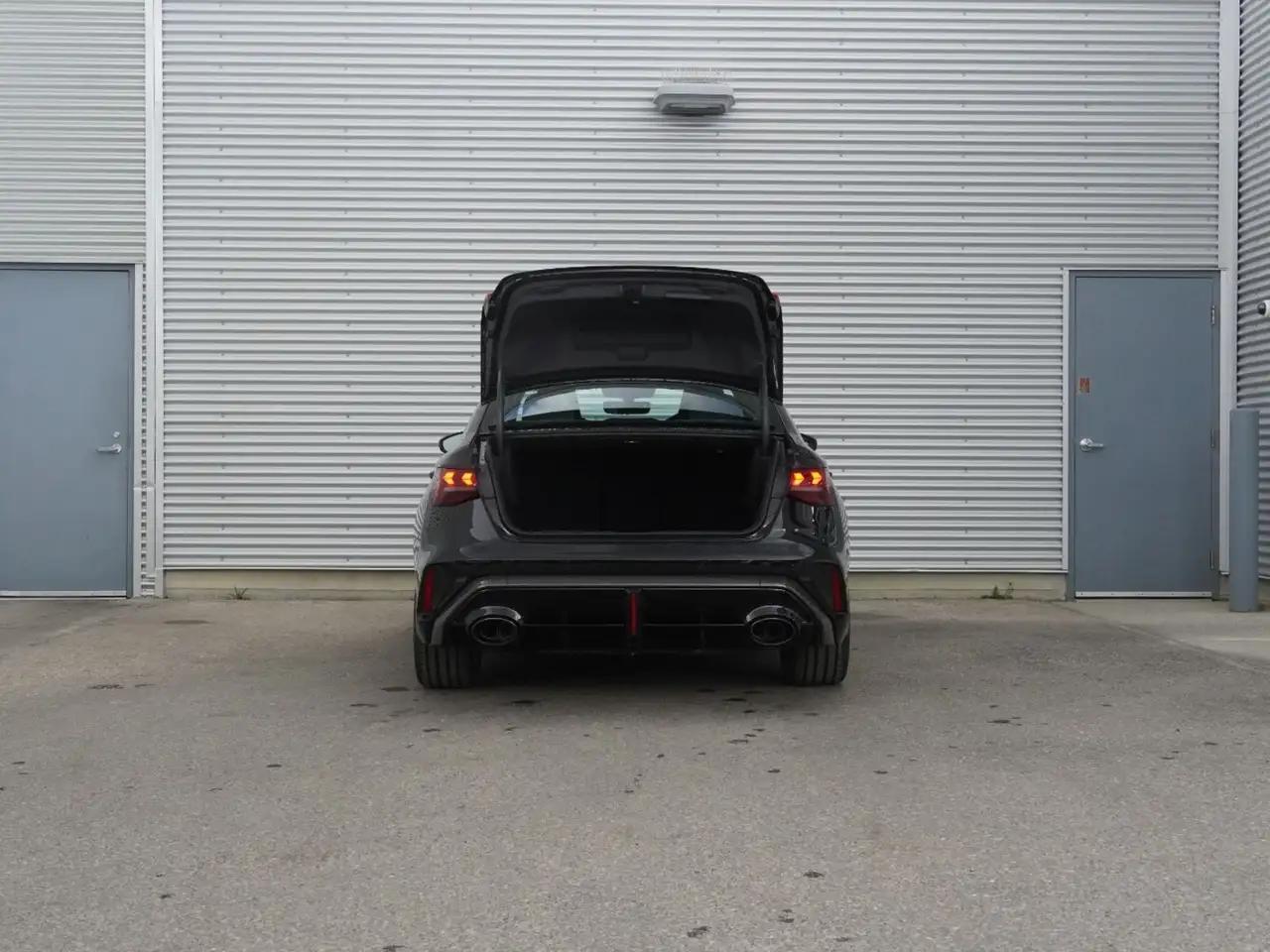 Audi RS3 снимка Audi RS3