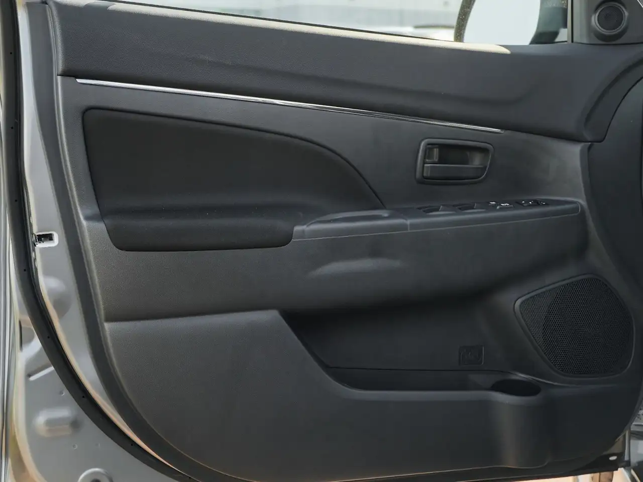 Mitsubishi RVR снимка Mitsubishi RVR