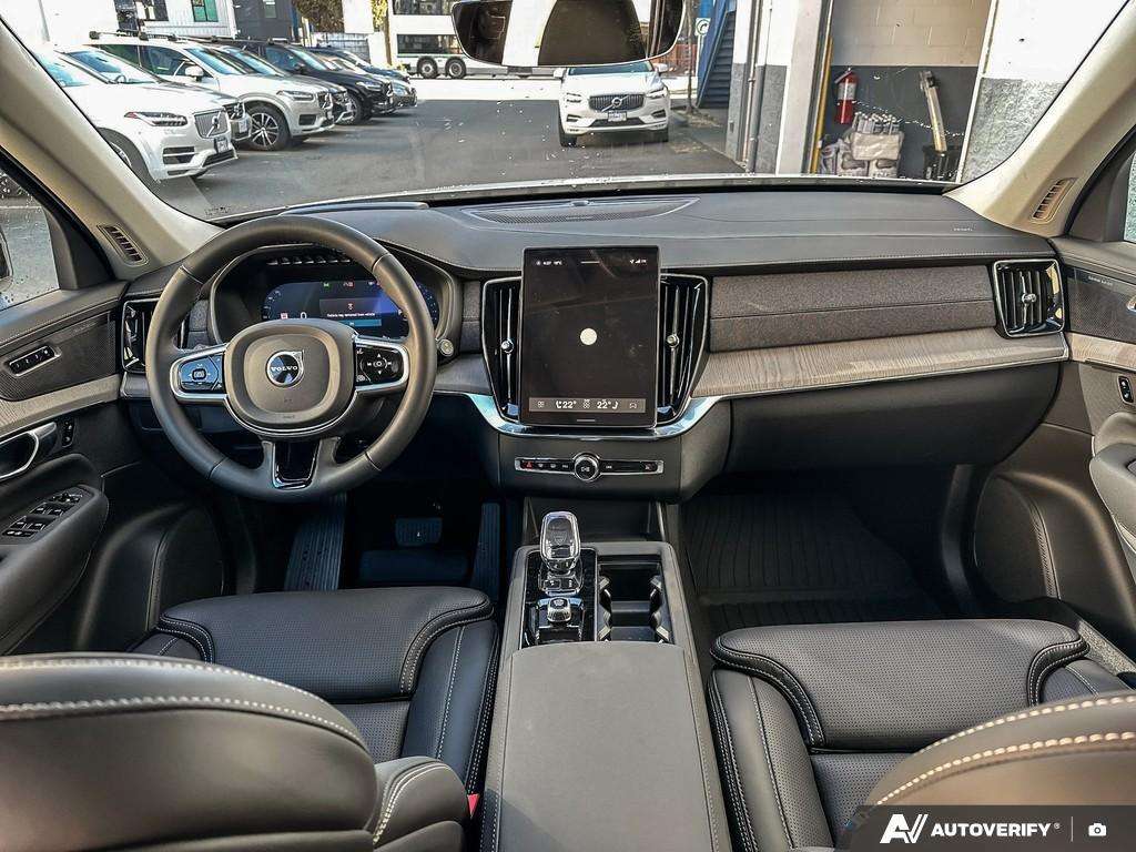2026 Volvo XC90 B6 AWD Ultra Dark Theme 7-Seater thumb 24