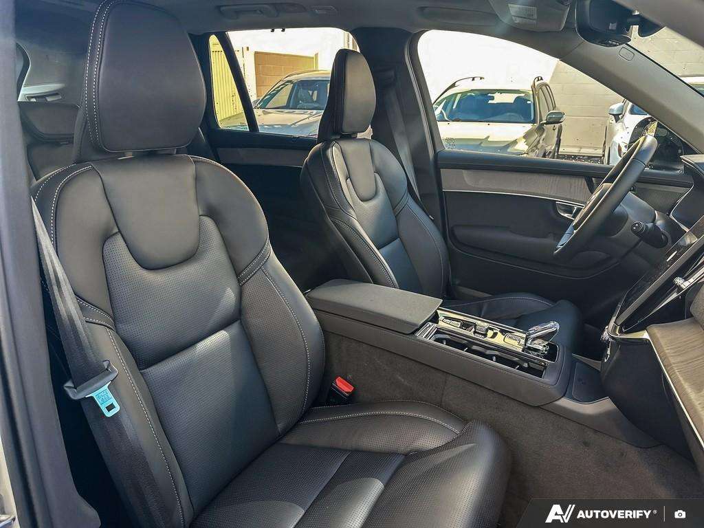 2026 Volvo XC90 B6 AWD Ultra Dark Theme 7-Seater thumb 22