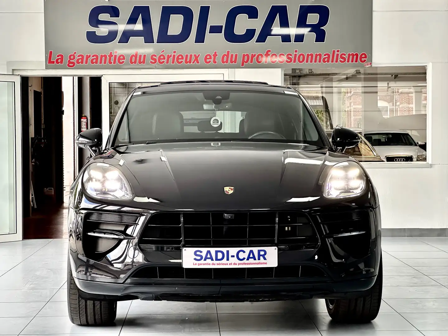 Porsche Macan 2.0 Turbo 245cv PDK - PACKSPORT CHRONO Noir - 2