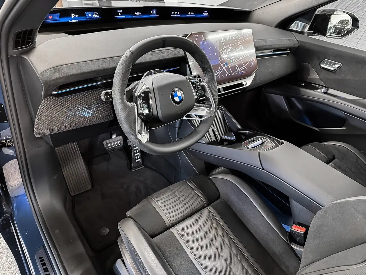 BMW iX3 50 xDrive M SPORT PRO + HuD + DA+ + 22" + UVM. 6