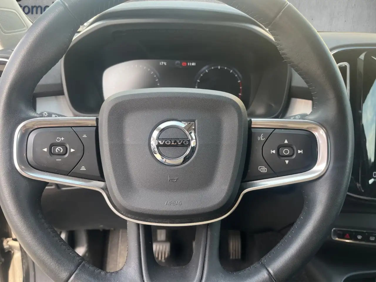 Volvo XC40 — photo 10 sur 19