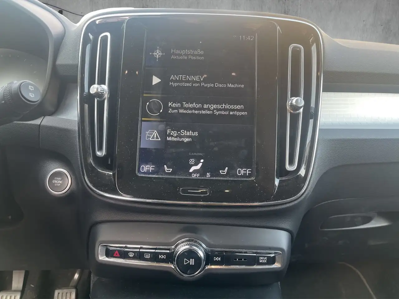 Volvo XC40 — photo 17 sur 19