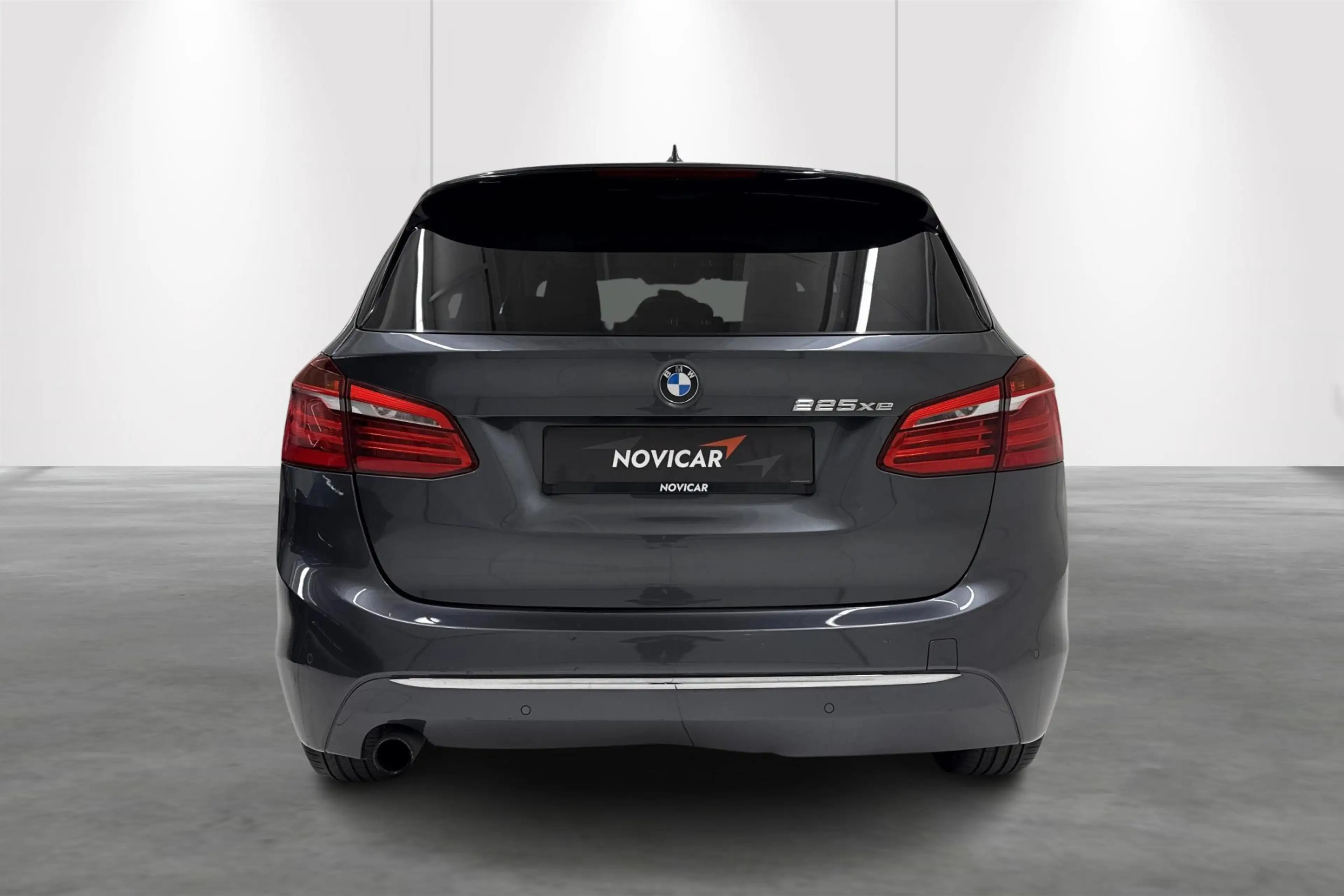 BMW 225 2 Reeks Active Tourer 225xe iPerformance — photo 9