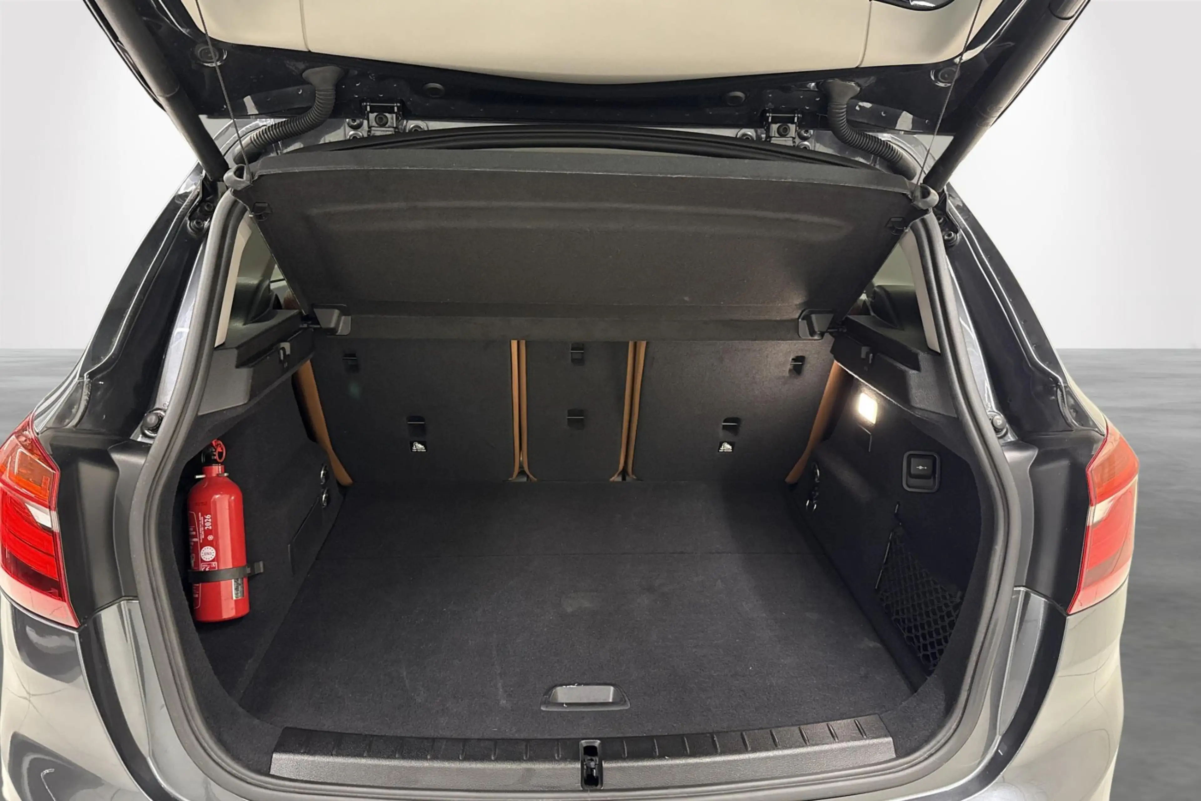 BMW 225 2 Reeks Active Tourer 225xe iPerformance — photo 10