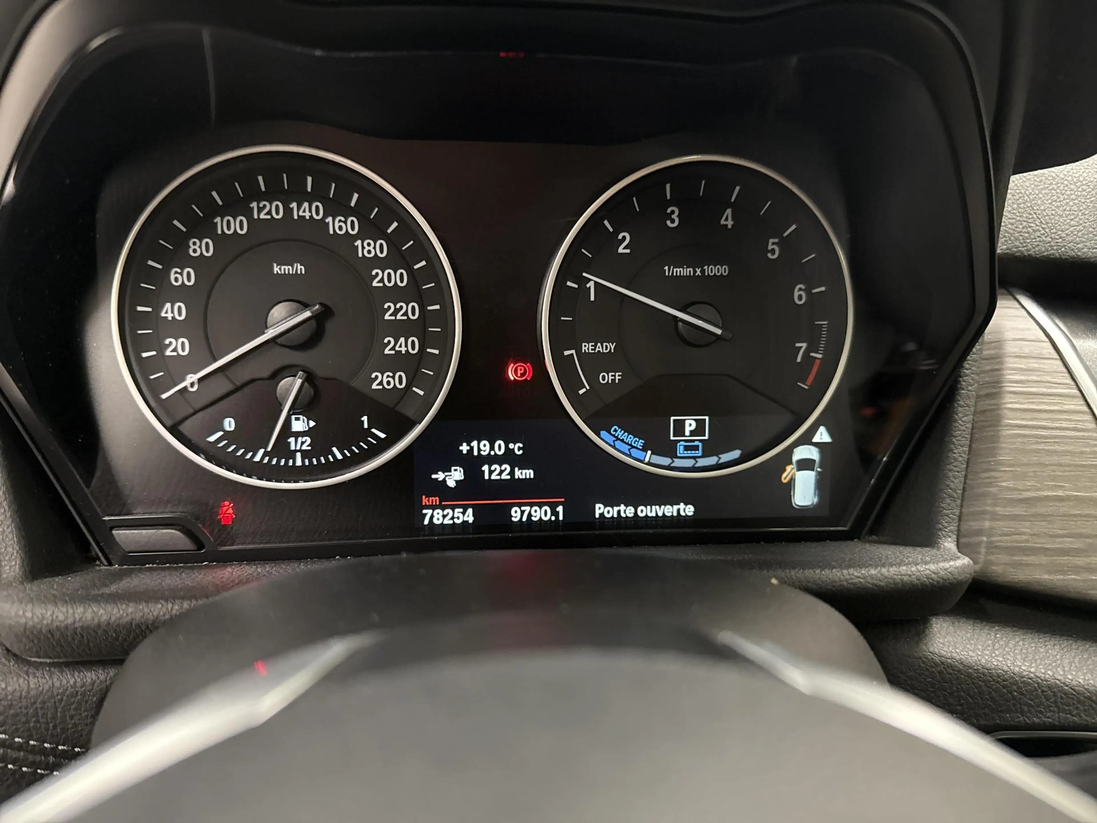 BMW 225 2 Reeks Active Tourer 225xe iPerformance — photo 13