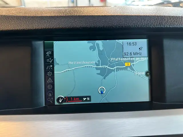 BMW 5 Series view 14