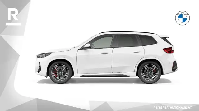 BMW Ix1 view 4