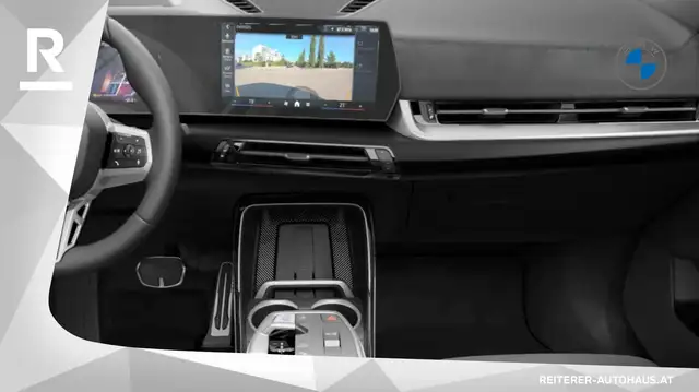BMW Ix1 view 11
