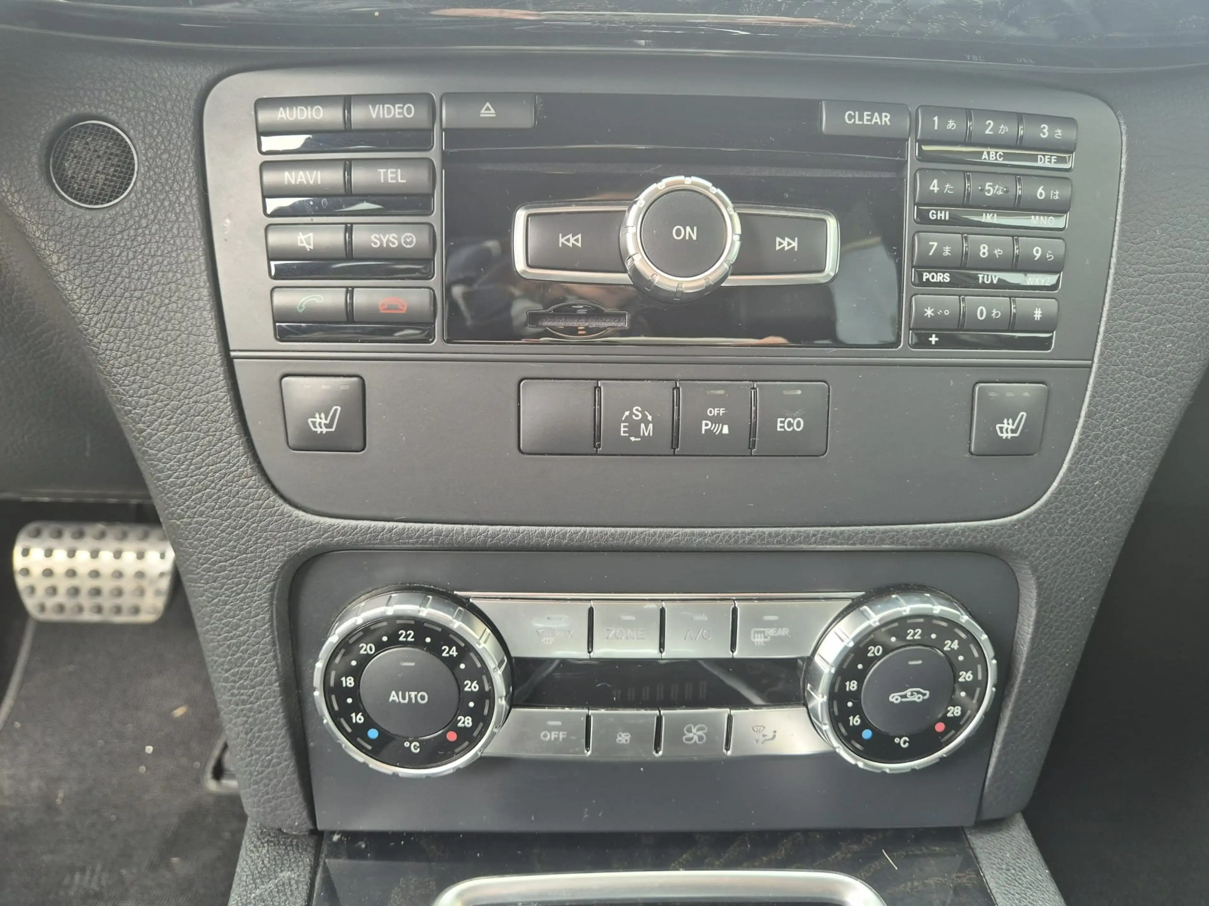 Mercedes-Benz GLK 350 GLK 350 4Matic (204.988) — photo 14