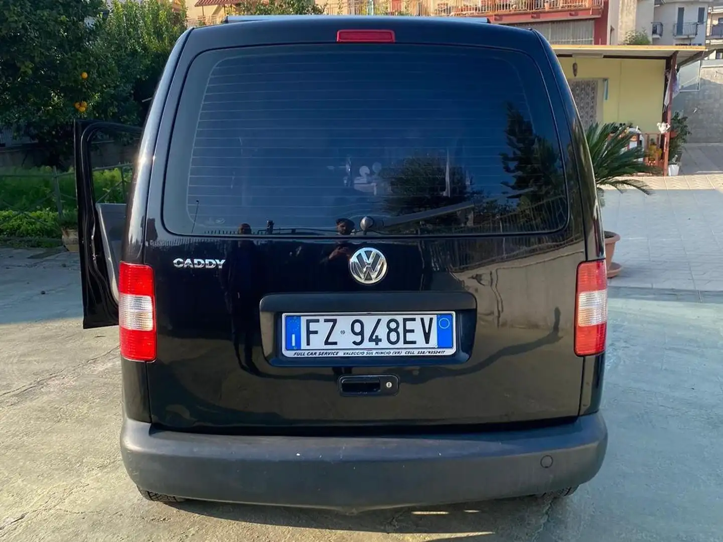 Volkswagen Caddy caddy life 1.4 benzina Nero - 1