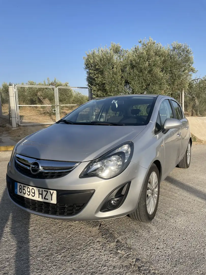 Opel Corsa 1.2 16v Edition - 1