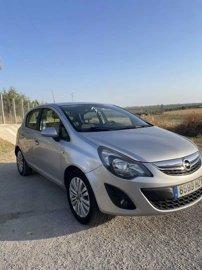 Opel Corsa 1.2 16v Edition - 2