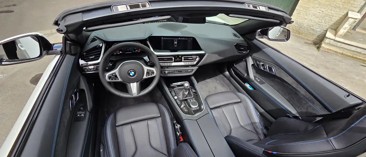 BMW Z4 2026 — фото 10