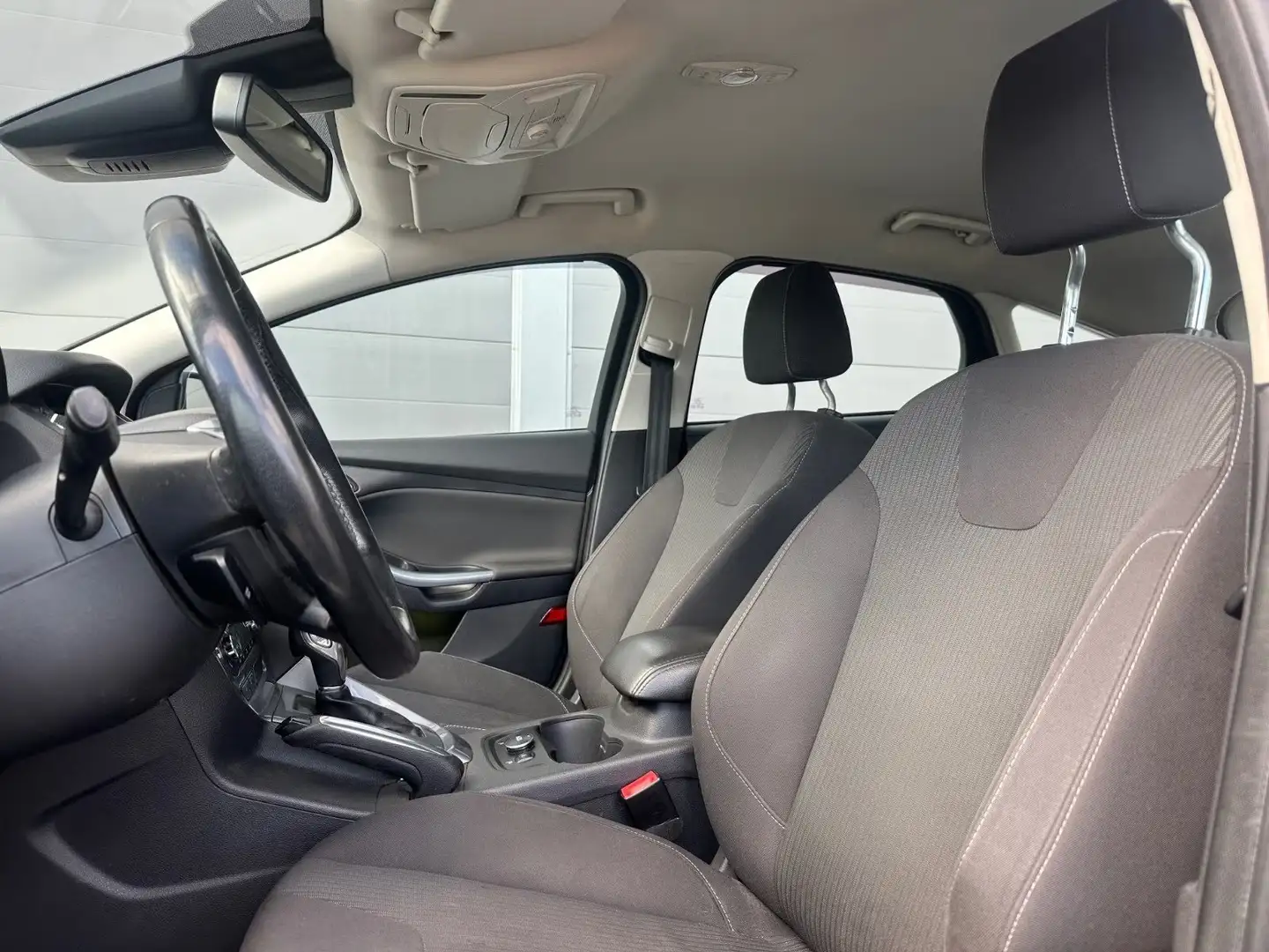 Ford Focus Grijs - 2