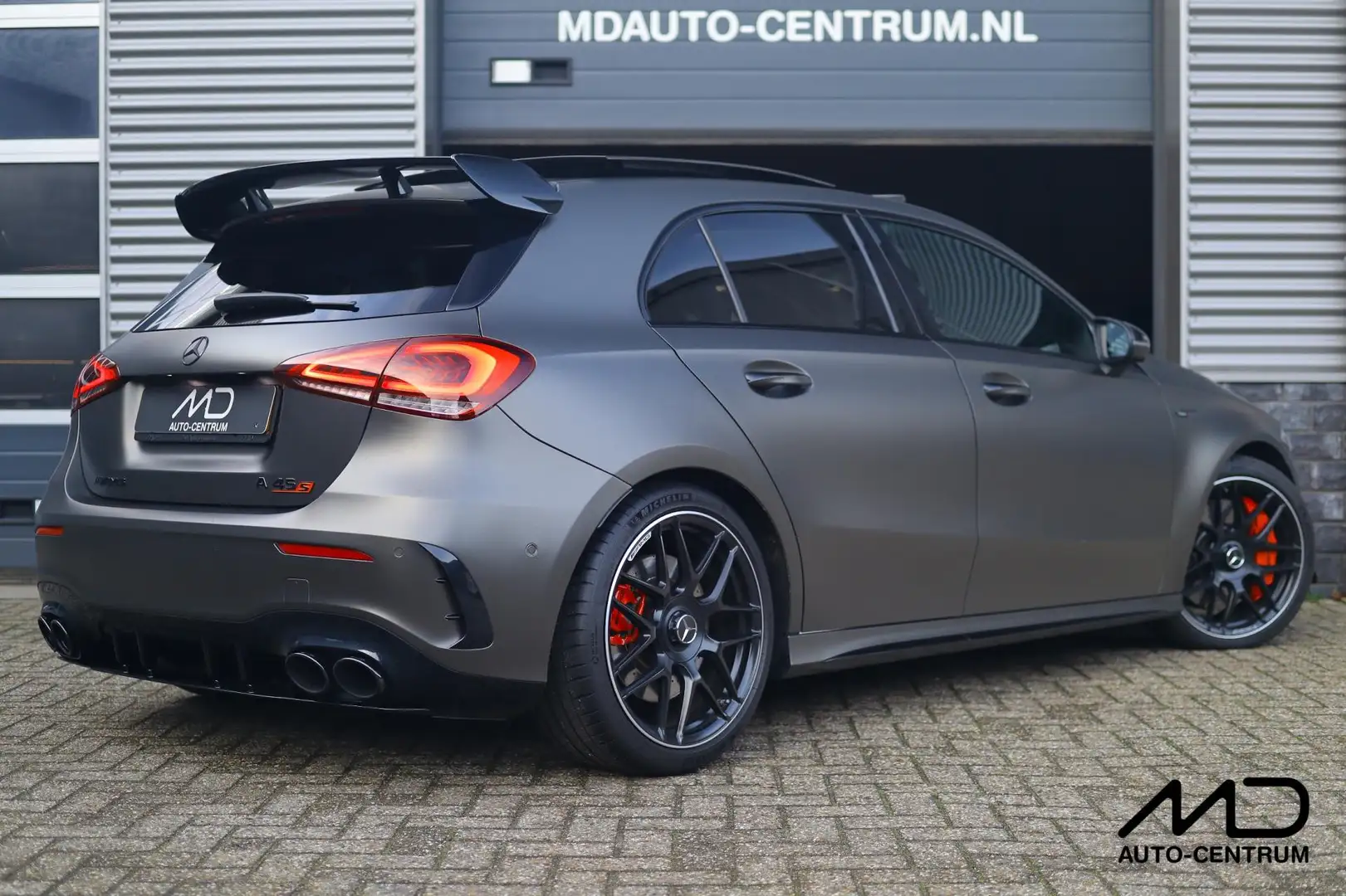 Mercedes-Benz A 45 AMG S 4MATIC+| Pano| Aero| Schaalstoelen Gris - 2