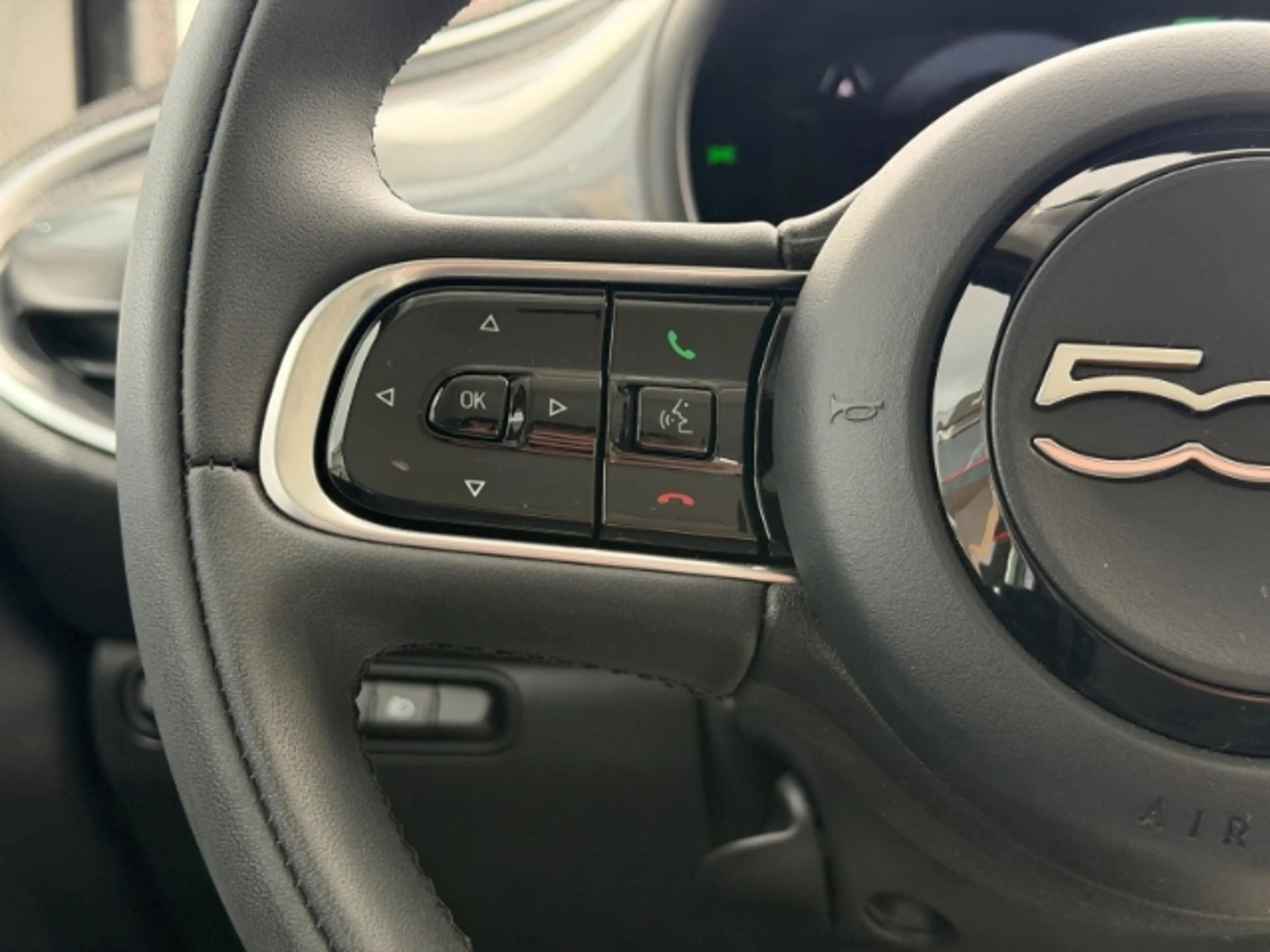 Fiat 500e Icon *Sitzheizung *Apple Car Play *Tempomat — photo 14