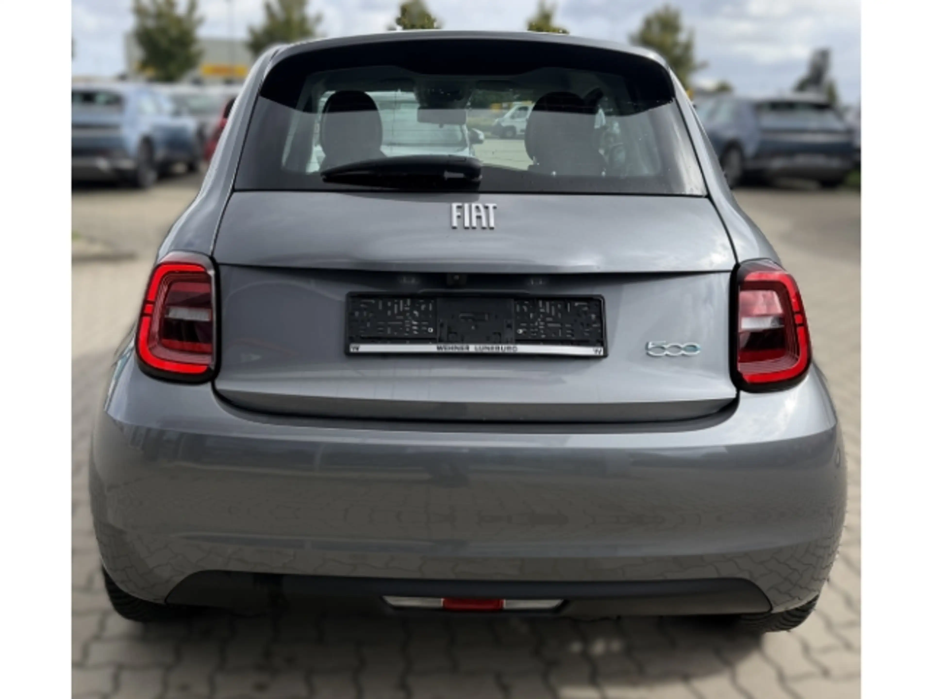 Fiat 500e Icon *Sitzheizung *Apple Car Play *Tempomat — photo 6